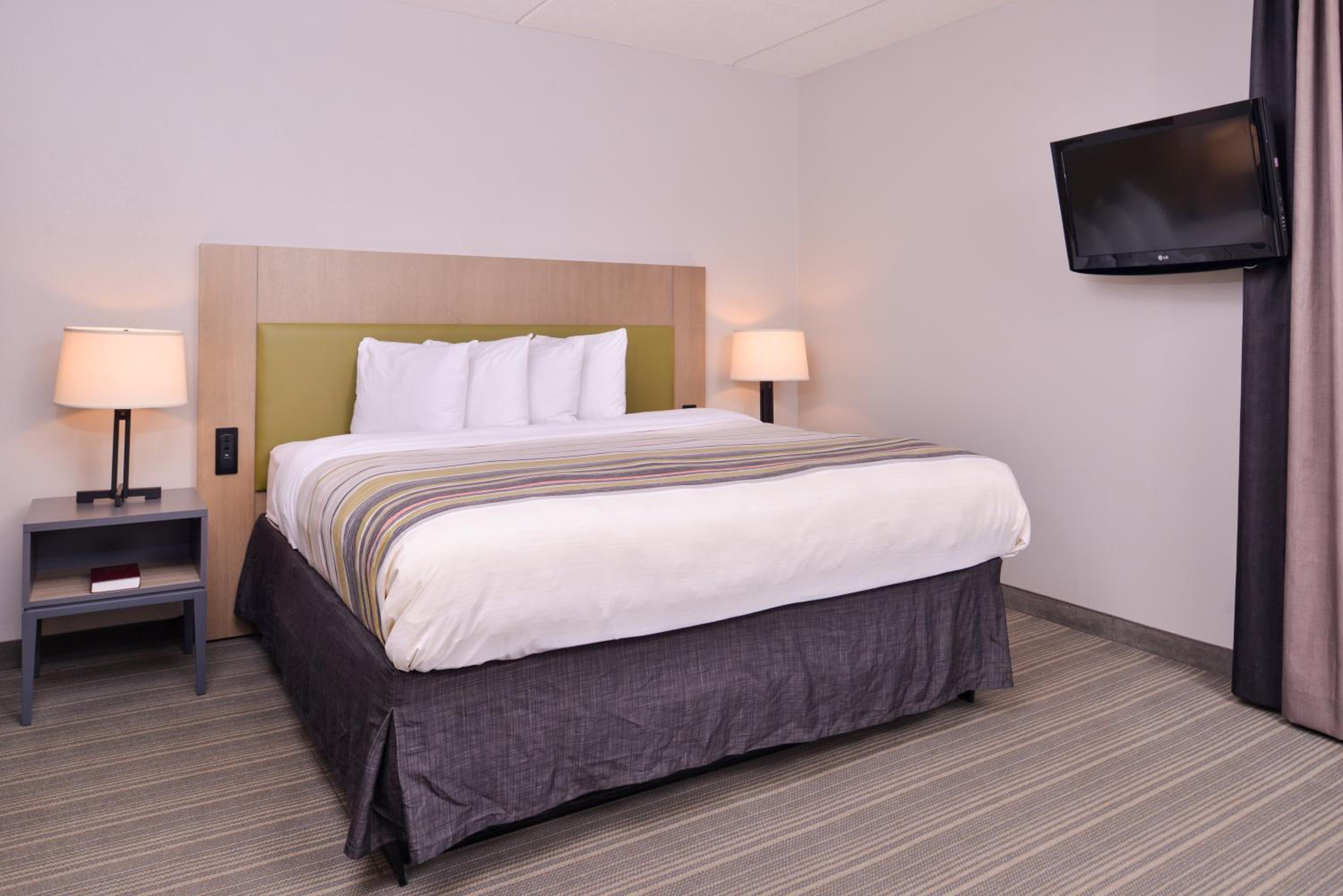 Country Inn Suites by Radisson Raleigh-Durham Airport NC - Property Image 21