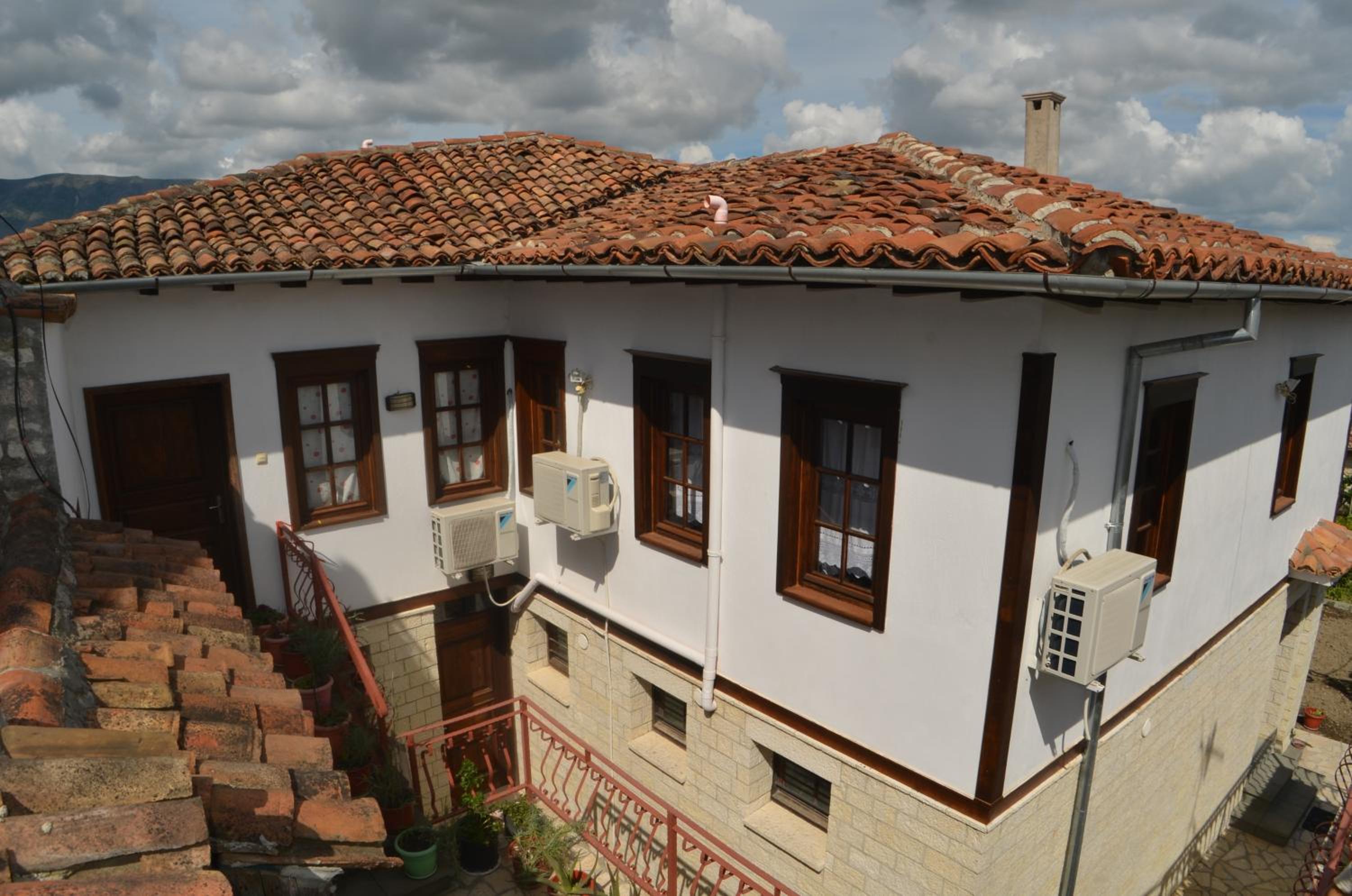 Pjetri House