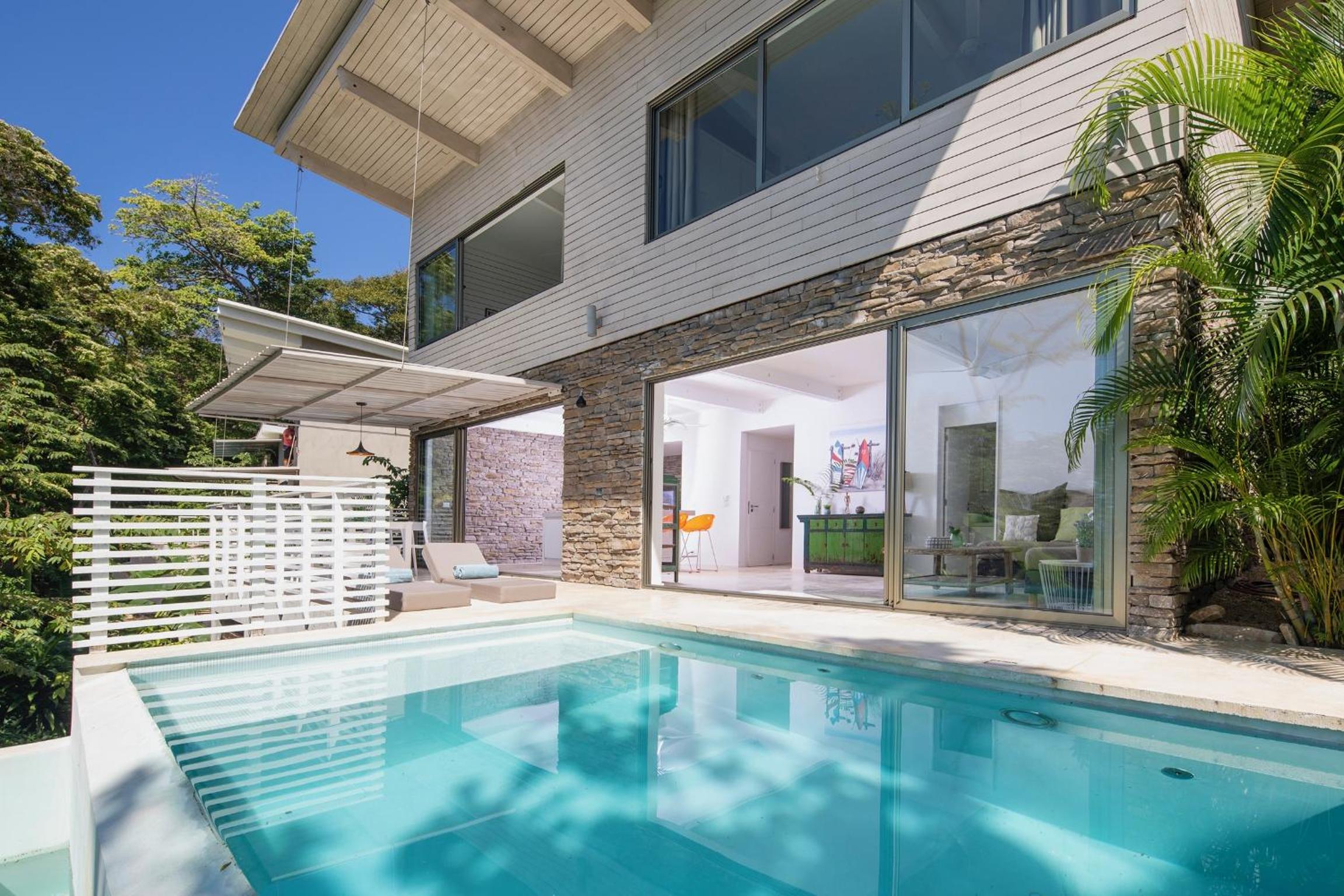 Panavision Villas