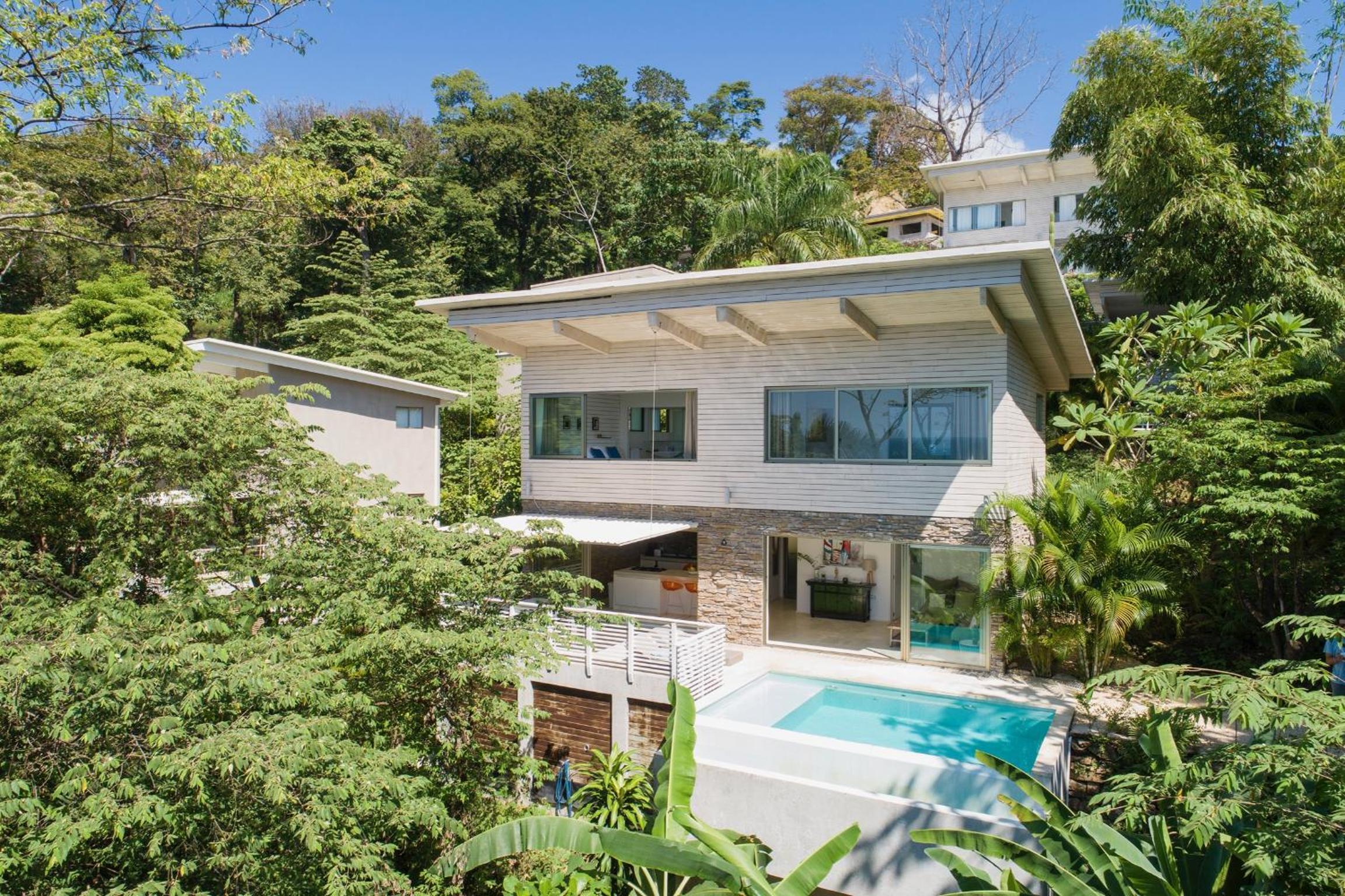 Panavision Villas