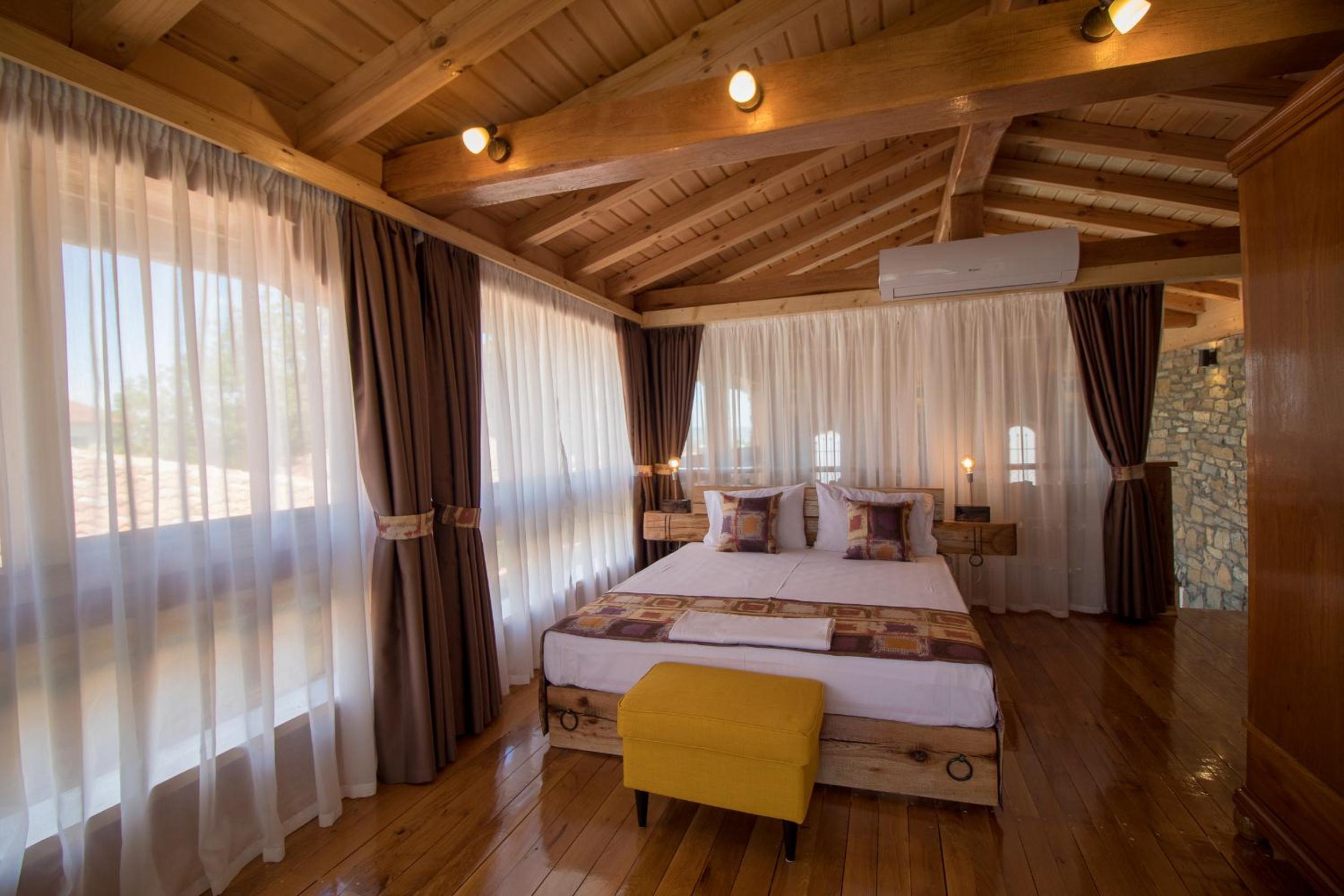 Guest House Epochs since 1871