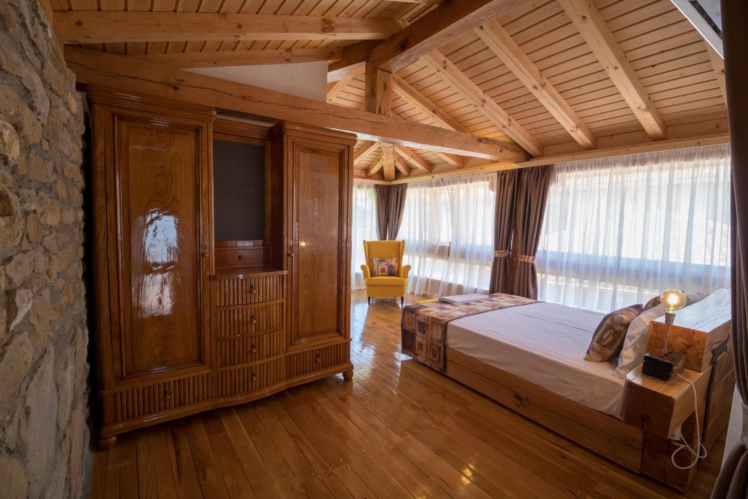 Guest House Epochs since 1871