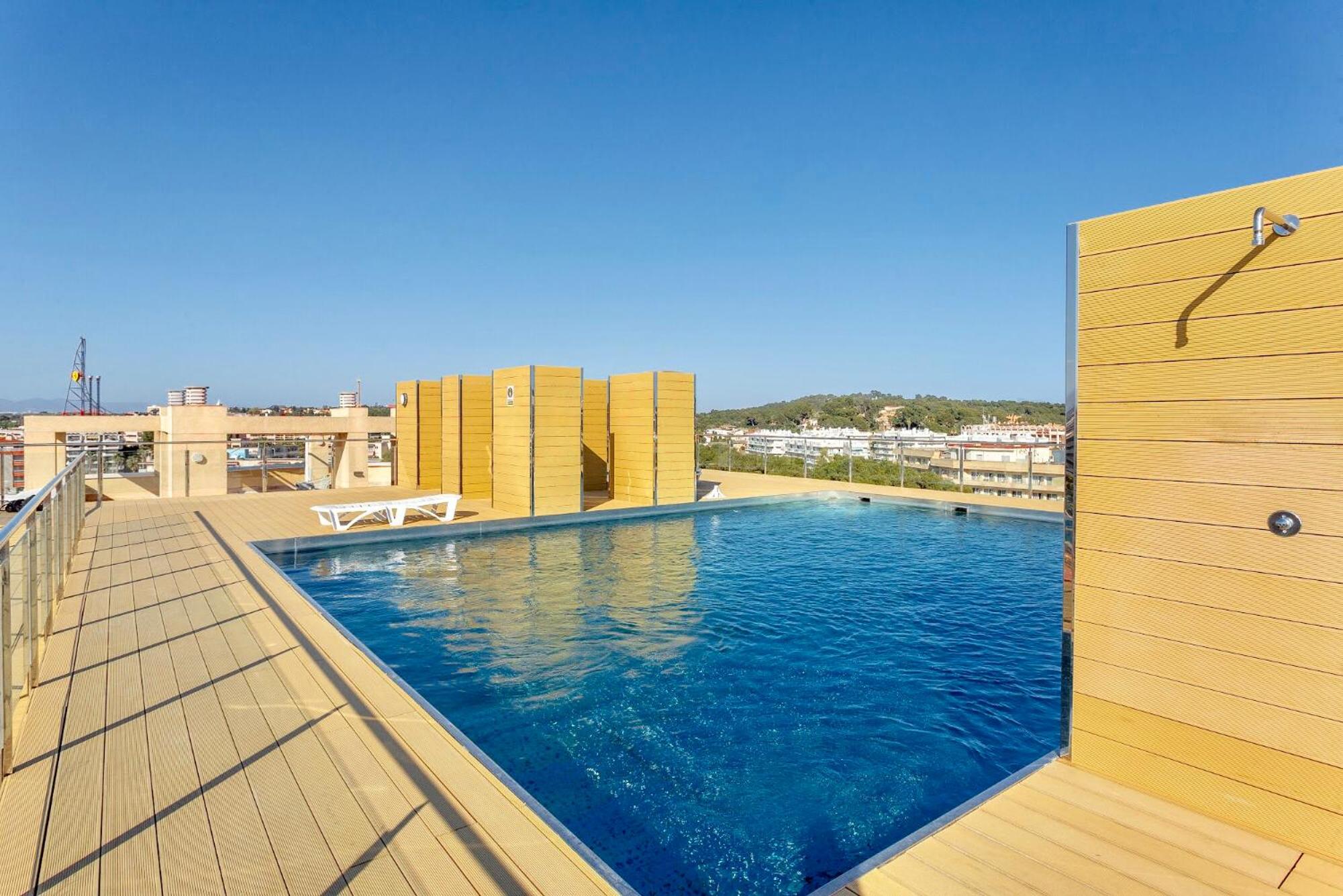 apartament de luxe con piscina view 3