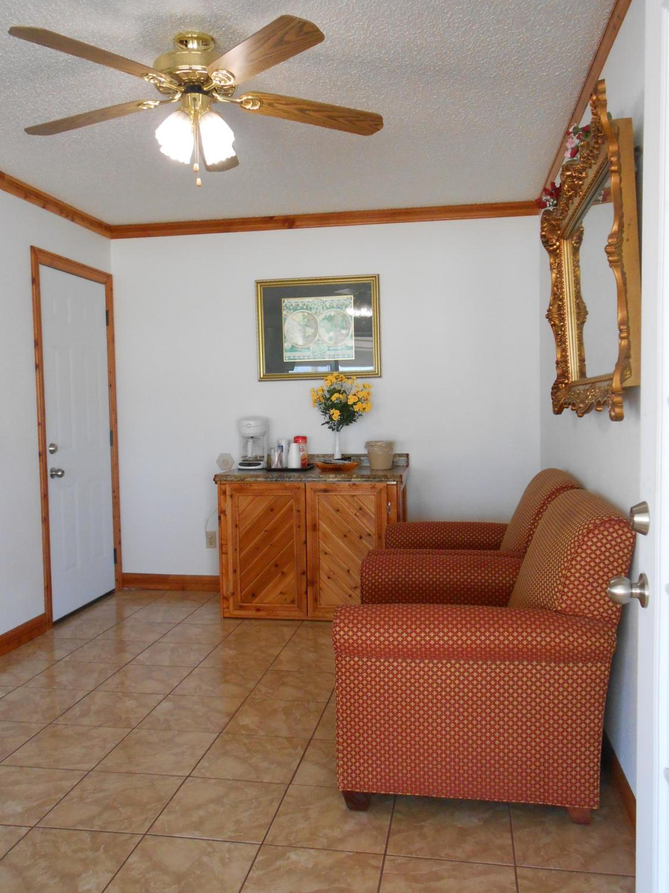 Budget Inn and Suites Siloam Springs view 4