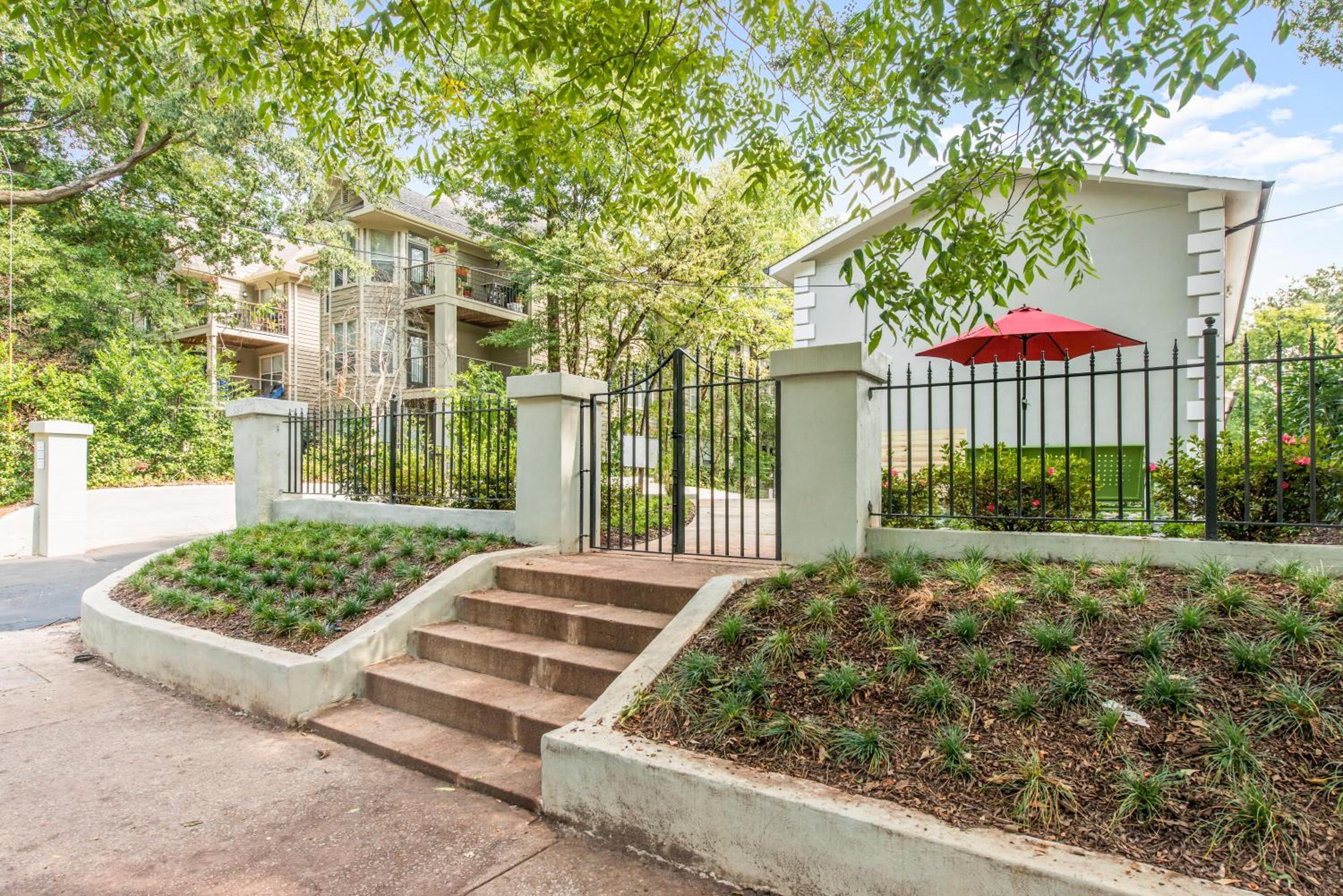 Amazing Midtown Atlanta Location by Piedmont Park Beltline Ponce City Market