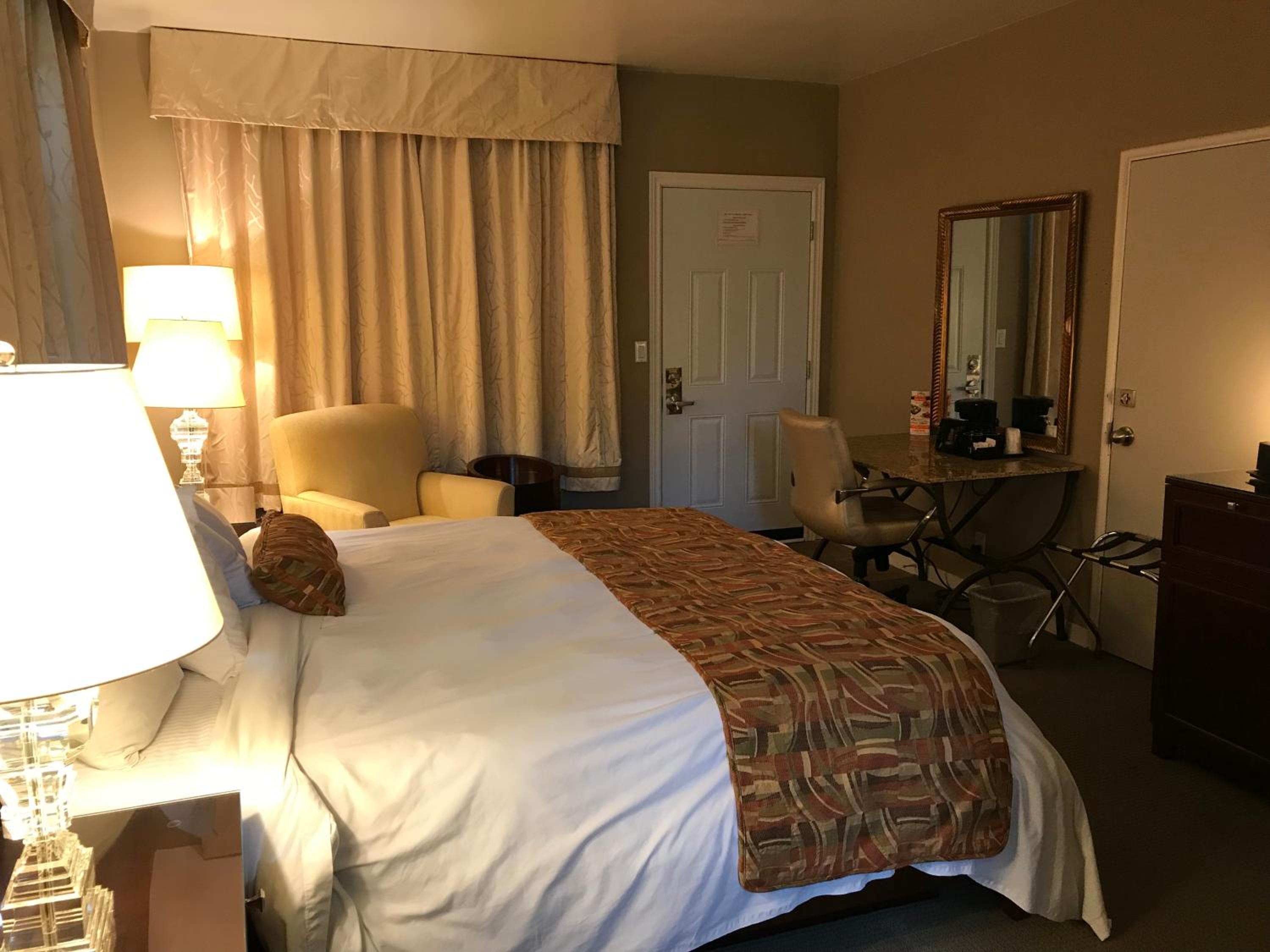 Photo 18