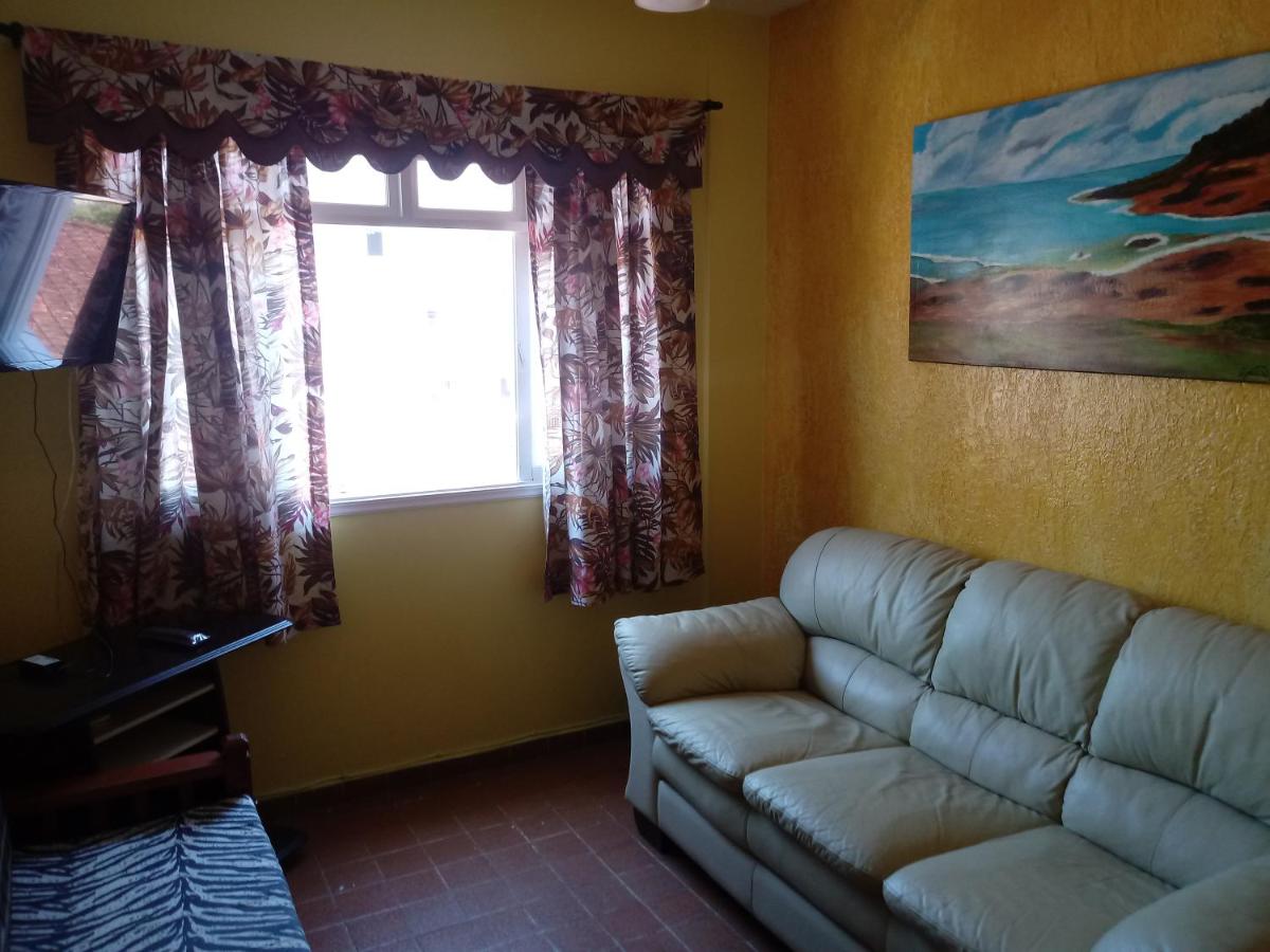 Apto Residencial Fernanda - PRAIA GUILHERMINA - Com Wi-Fi
