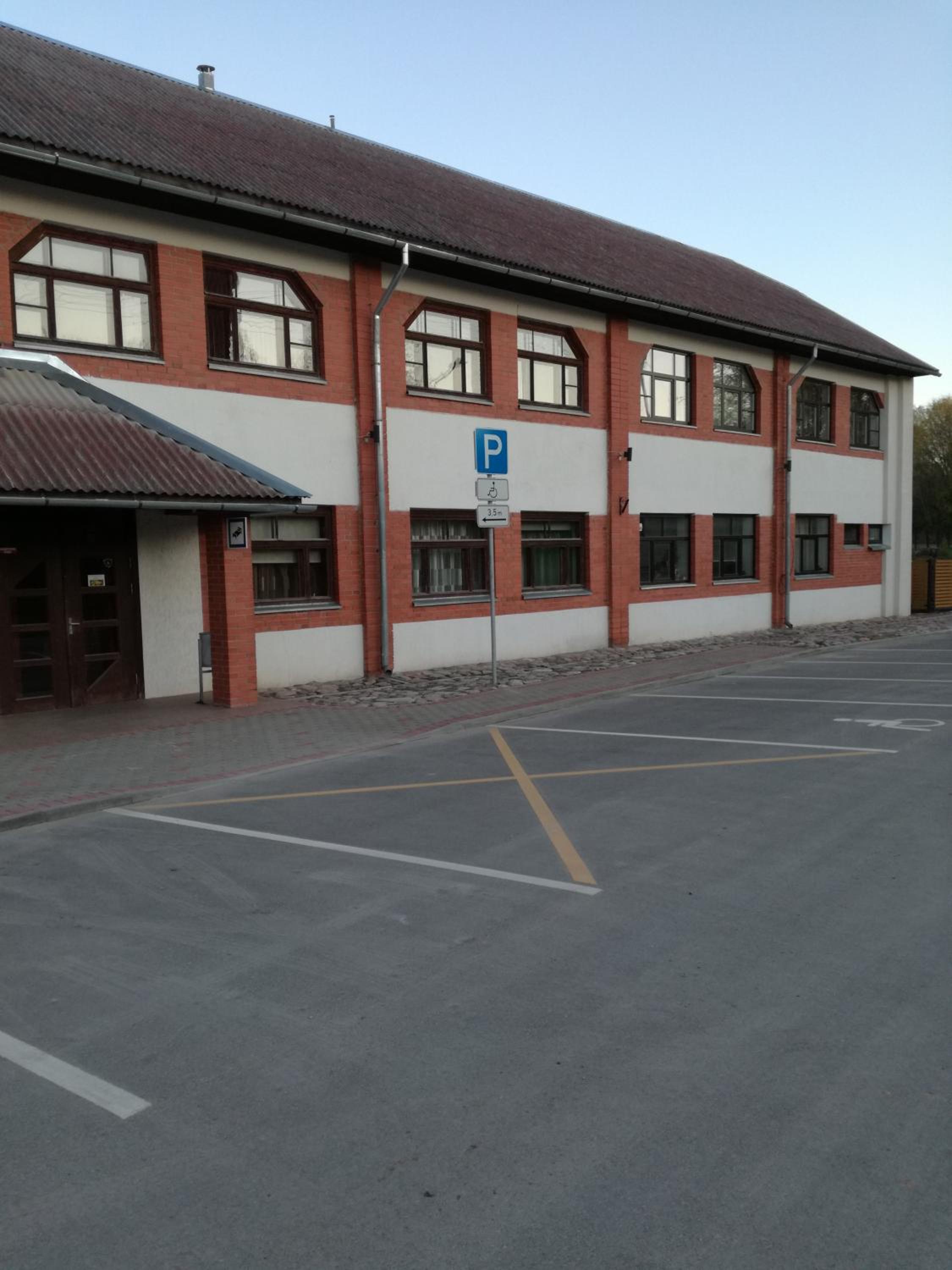 Photo 6