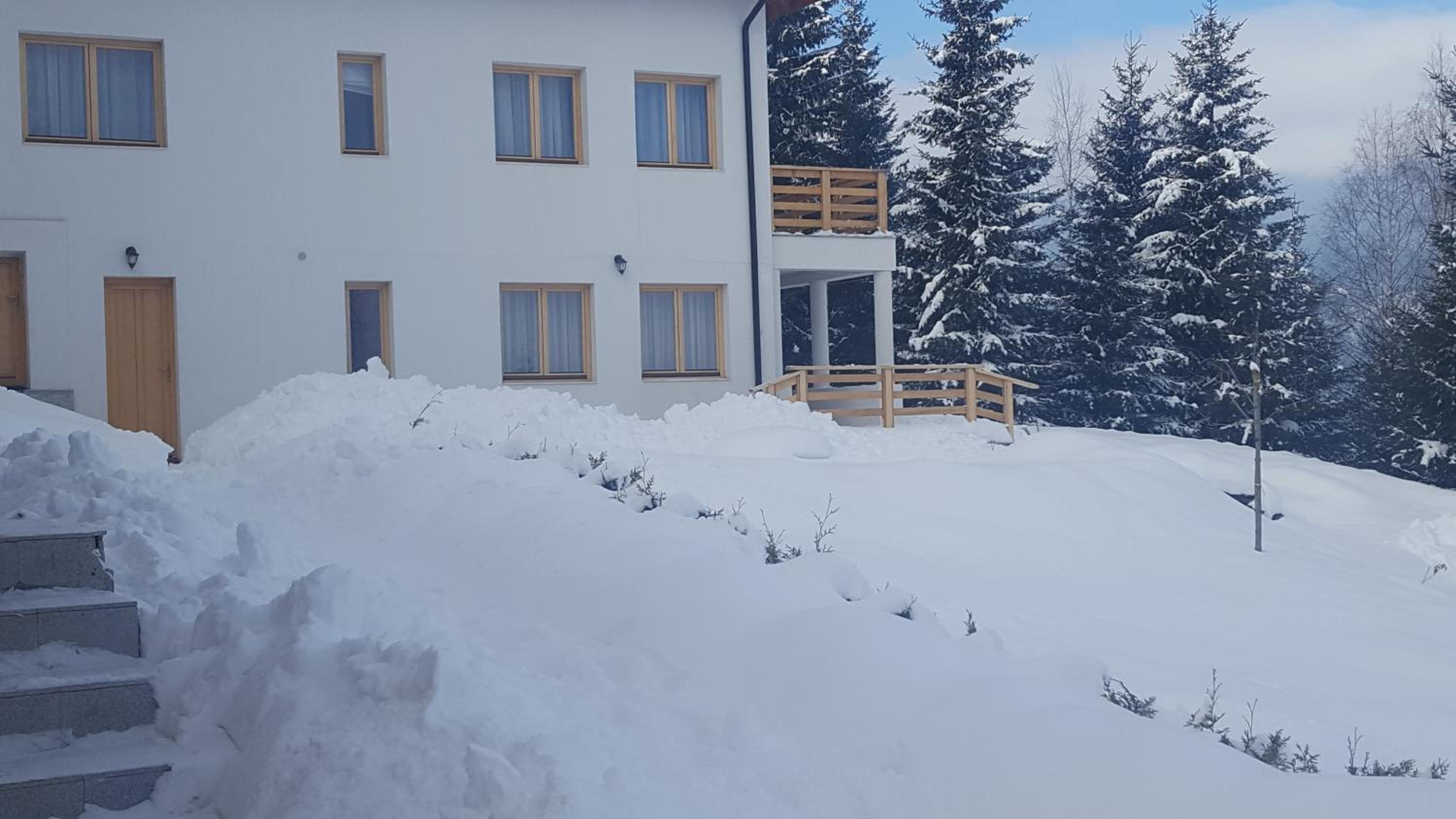 Bonita Chalet view 2