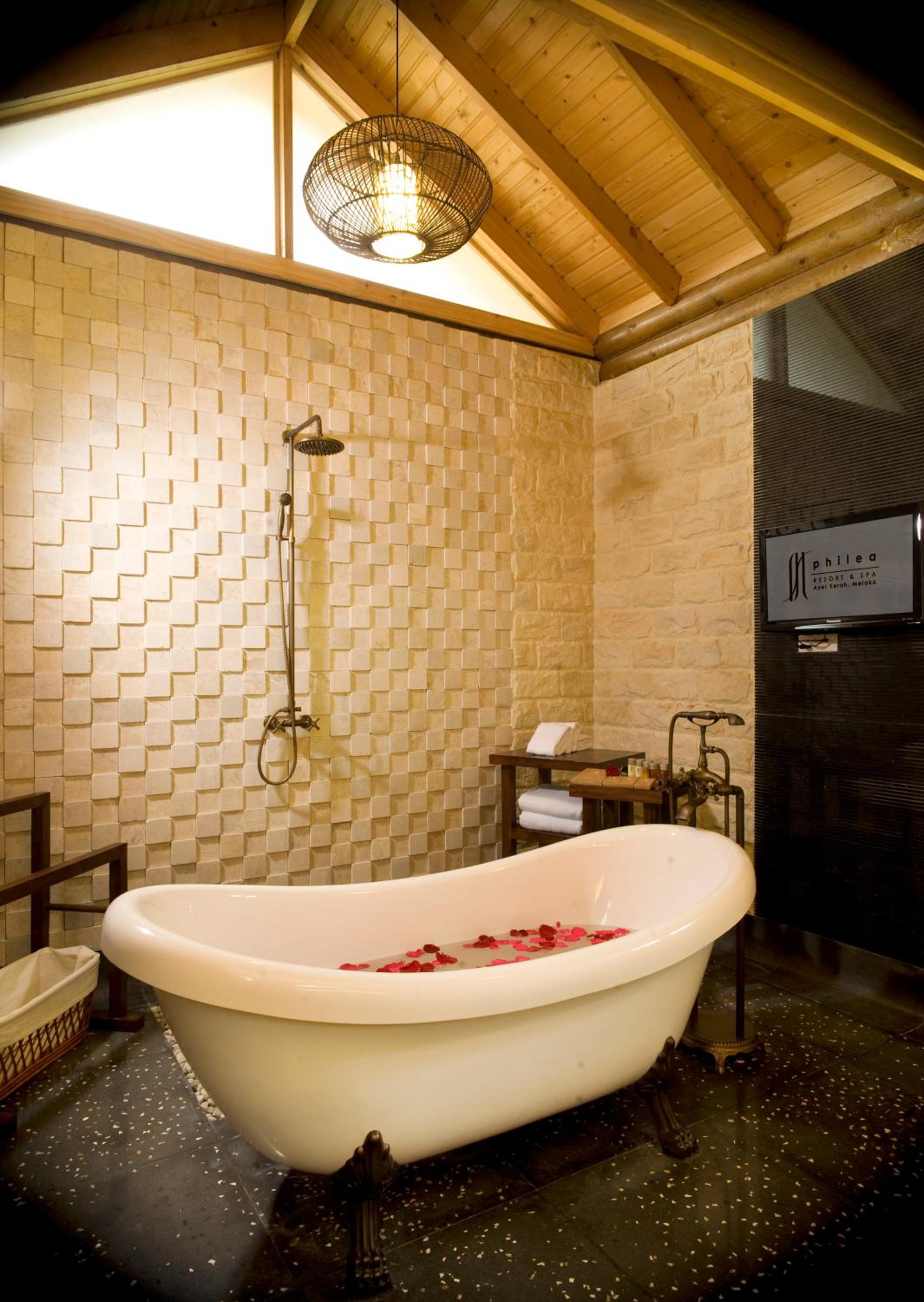 Philea Resort & Spa - Image 3