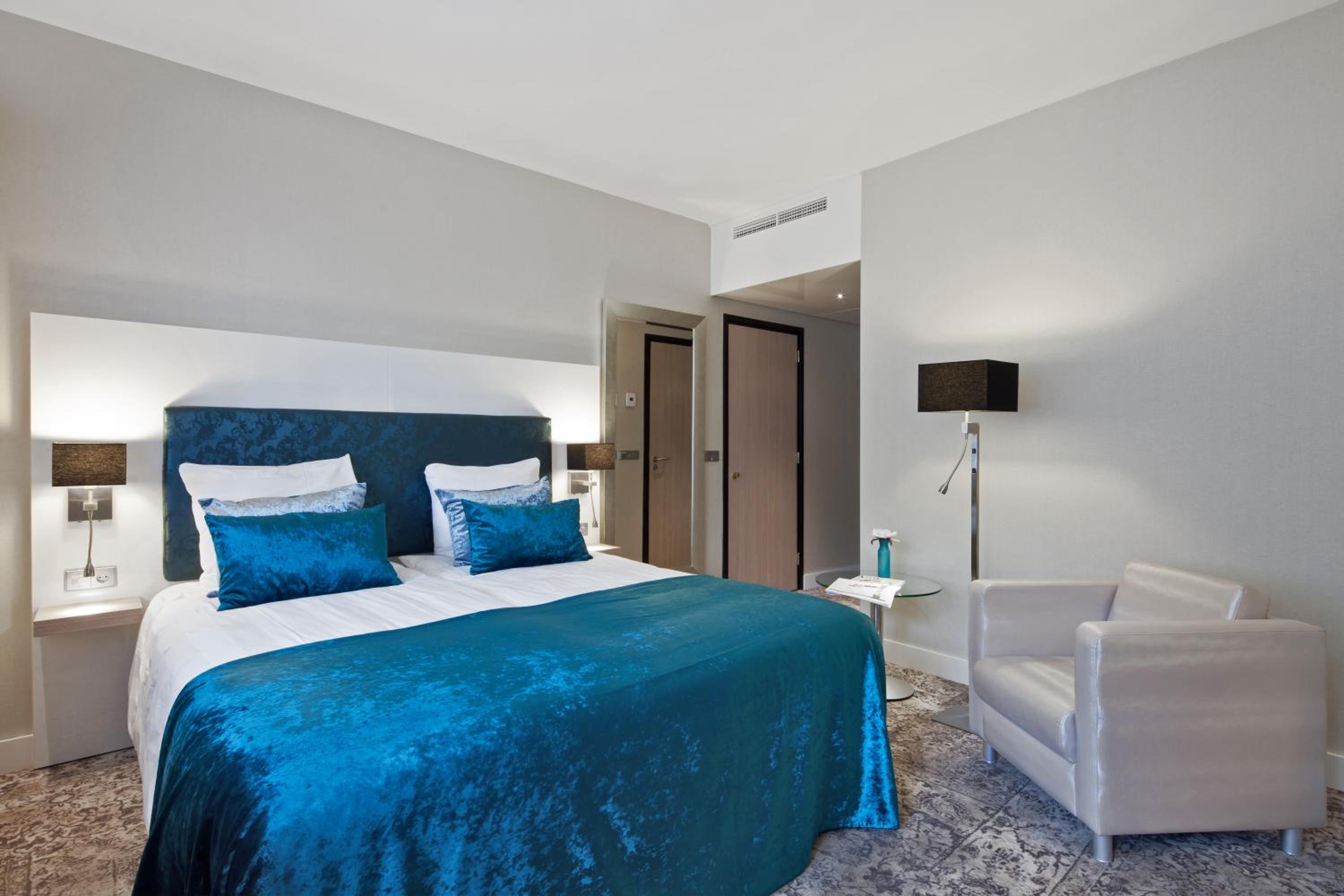 Leiden Vacations - Van der Valk Hotel Leiden - Property Image 2