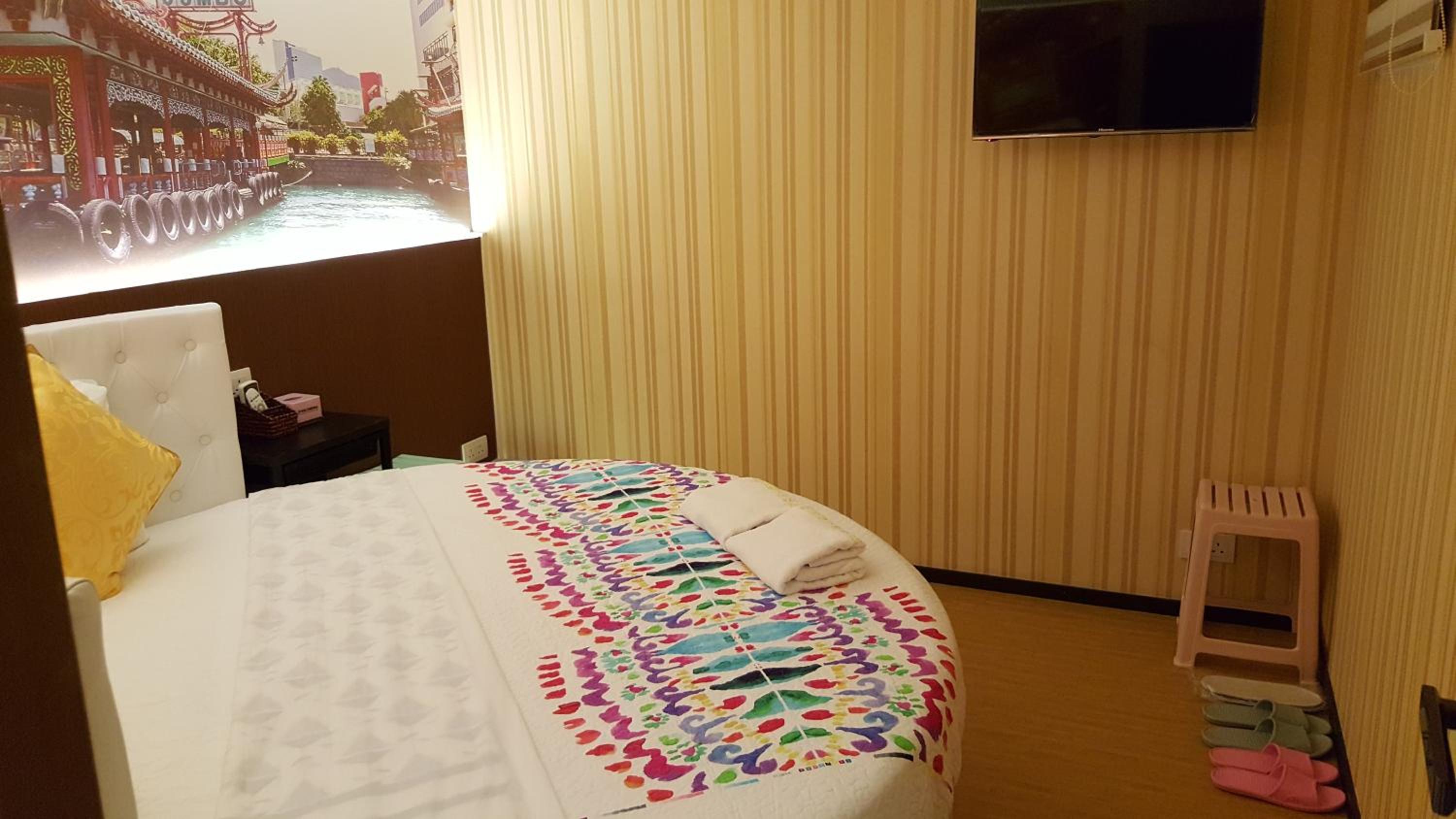 Whole Sunshine International Guest House