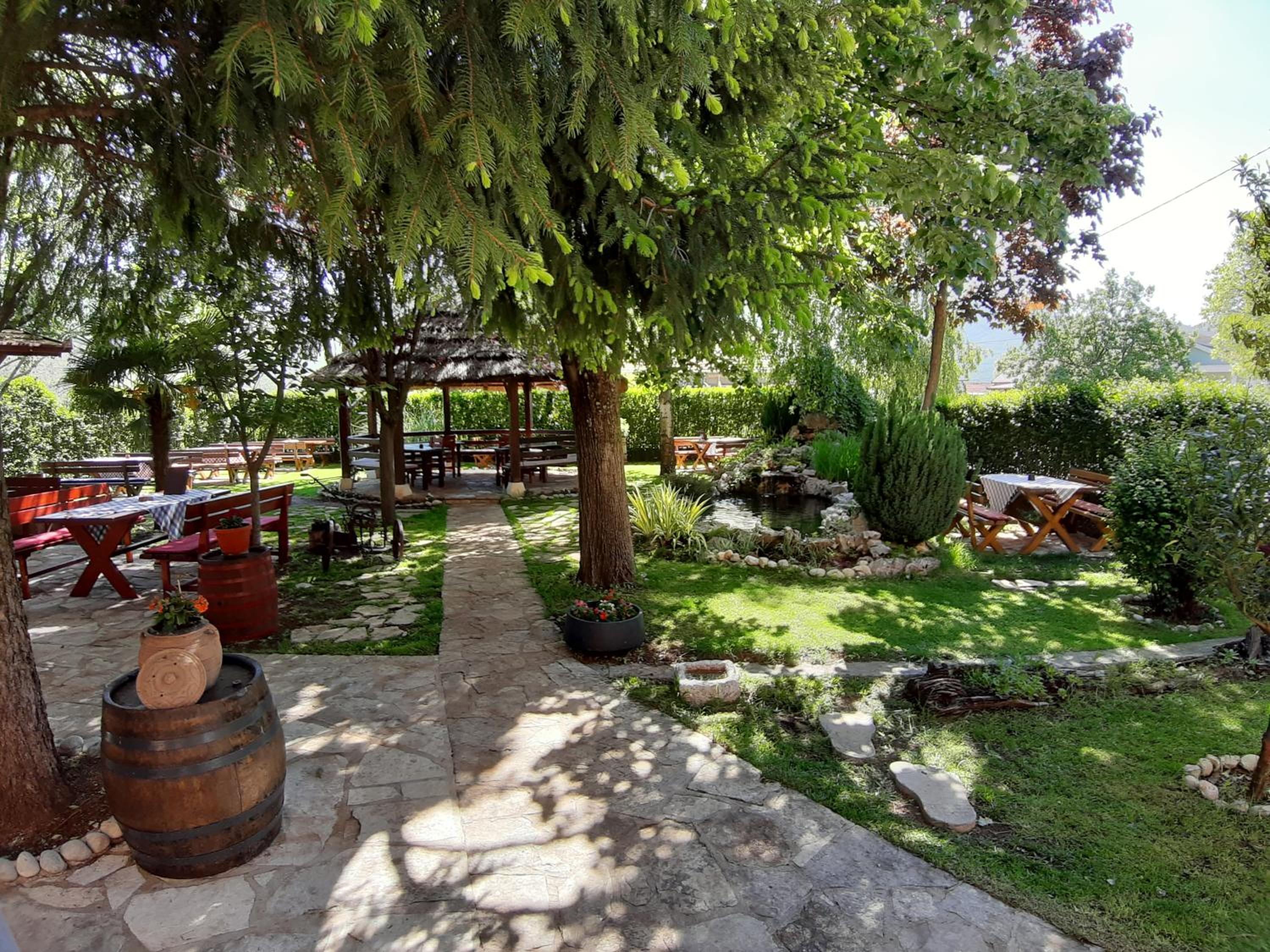 Brana Gorica Apartments