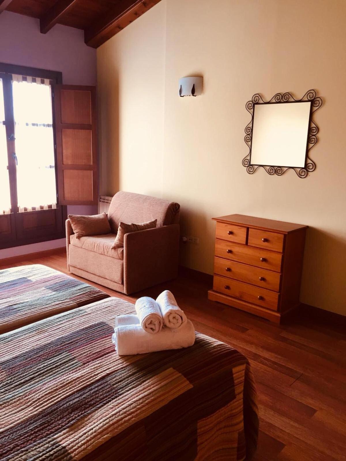 APARTAMENTOS RURALES AZABACHE view 5