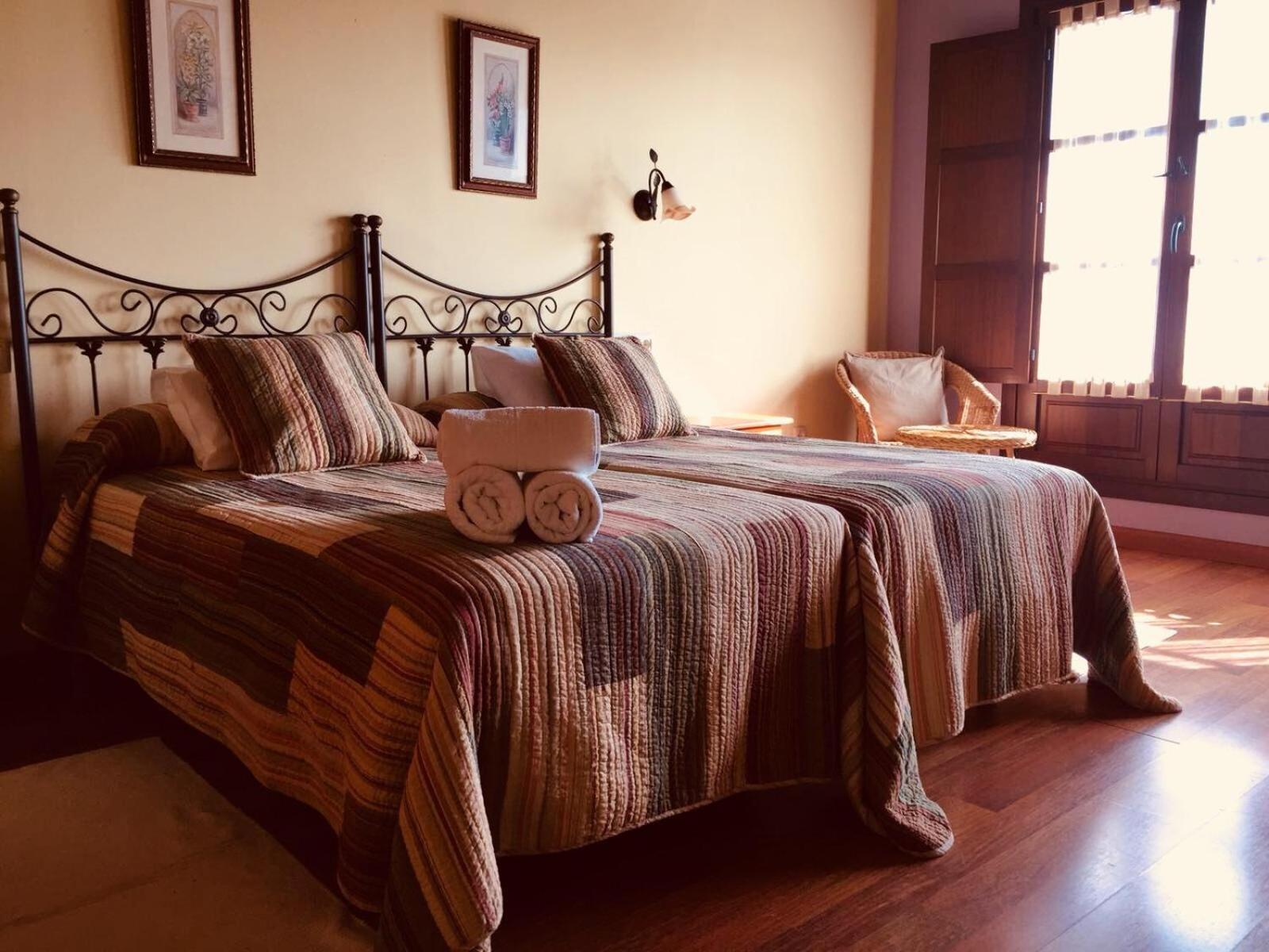 APARTAMENTOS RURALES AZABACHE view 2