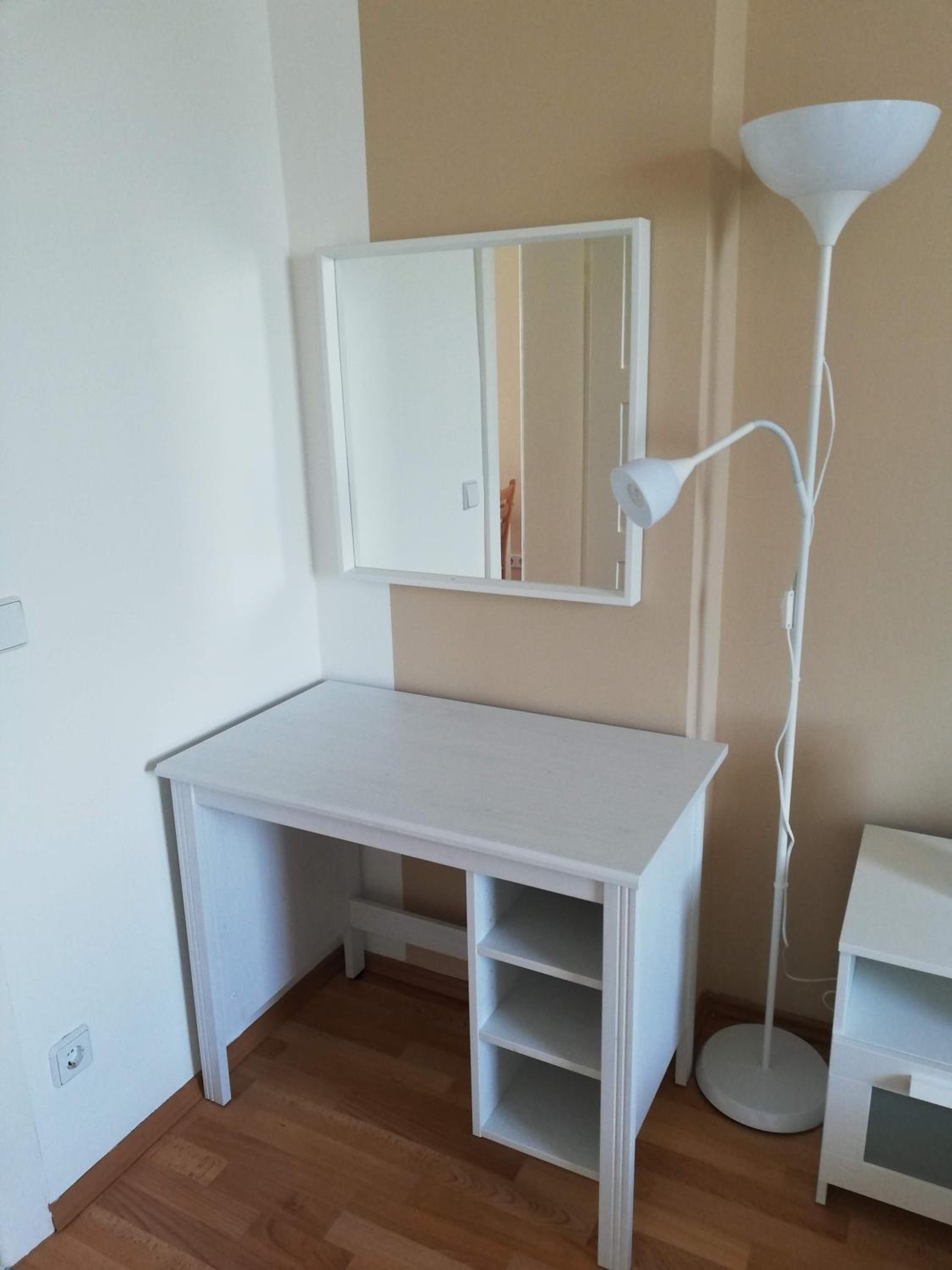 Photo 43
