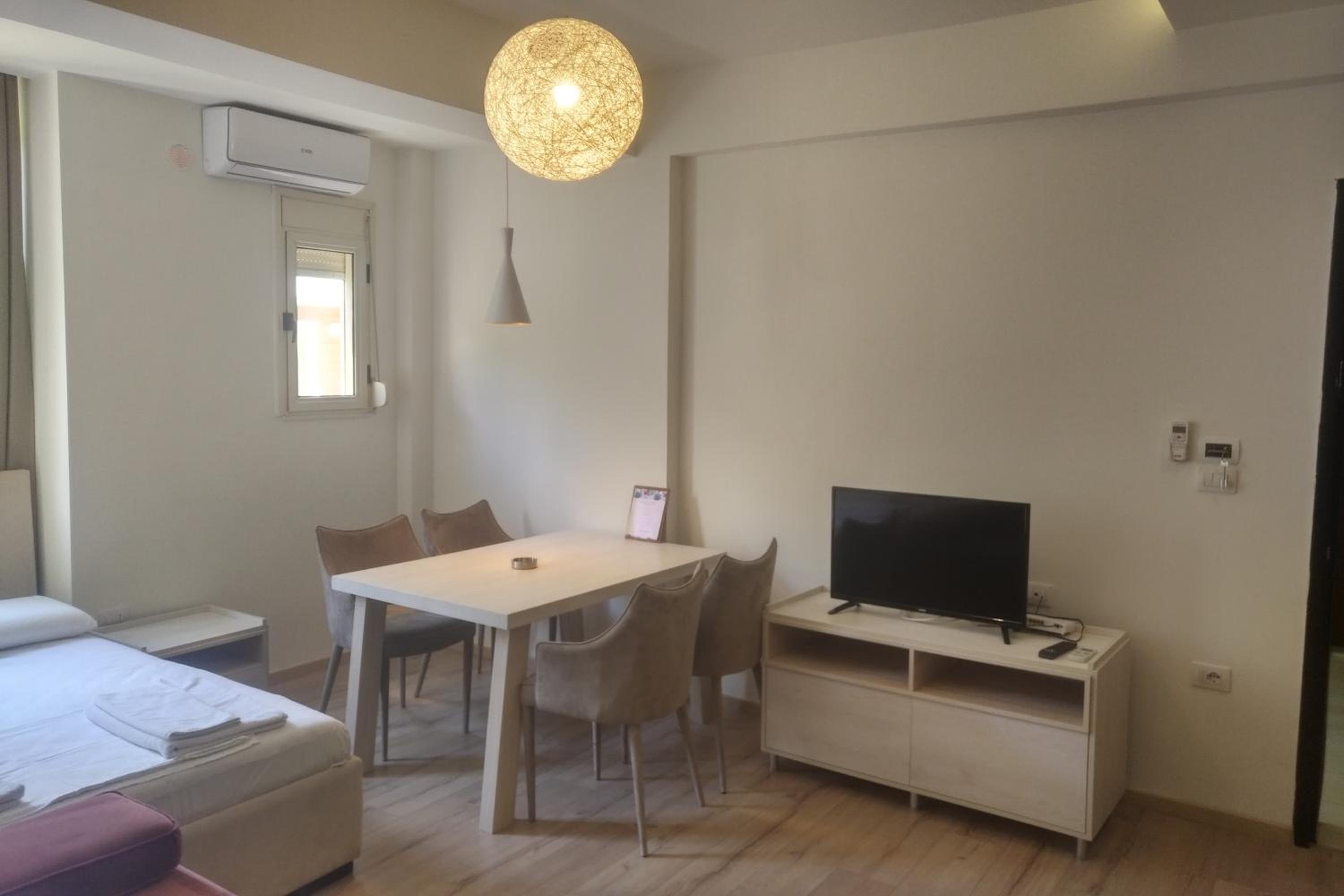 Deluxe Sea Apartment