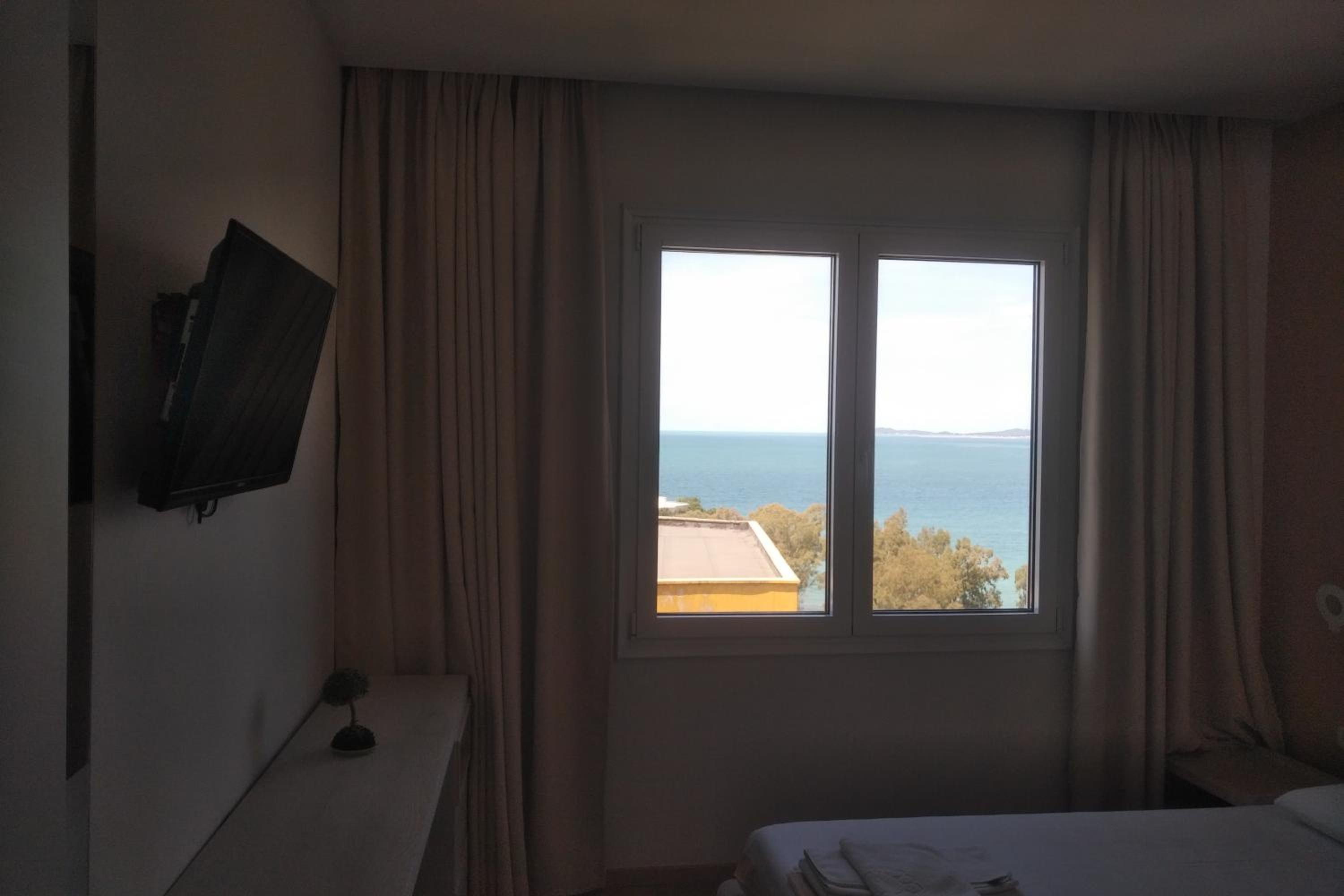 Deluxe Sea Apartment