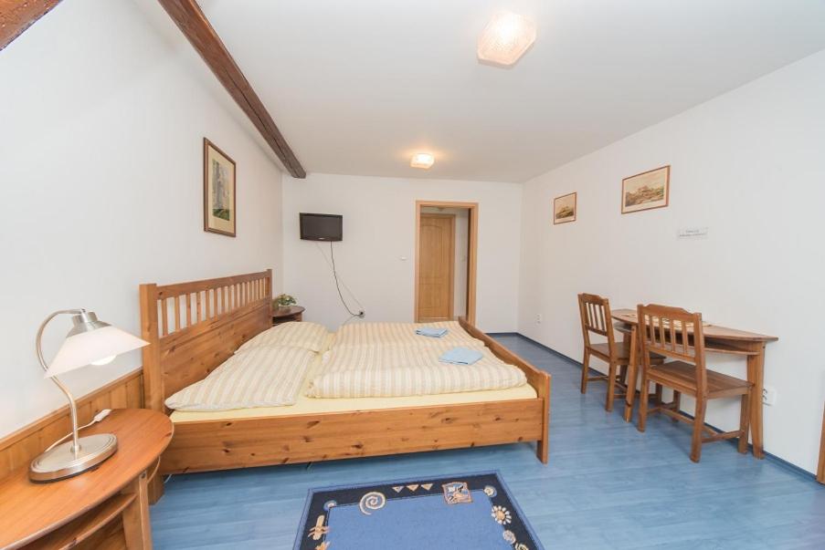 Pension U kostela