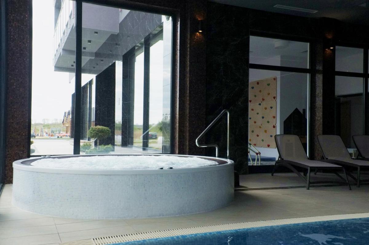 Jacuzzi