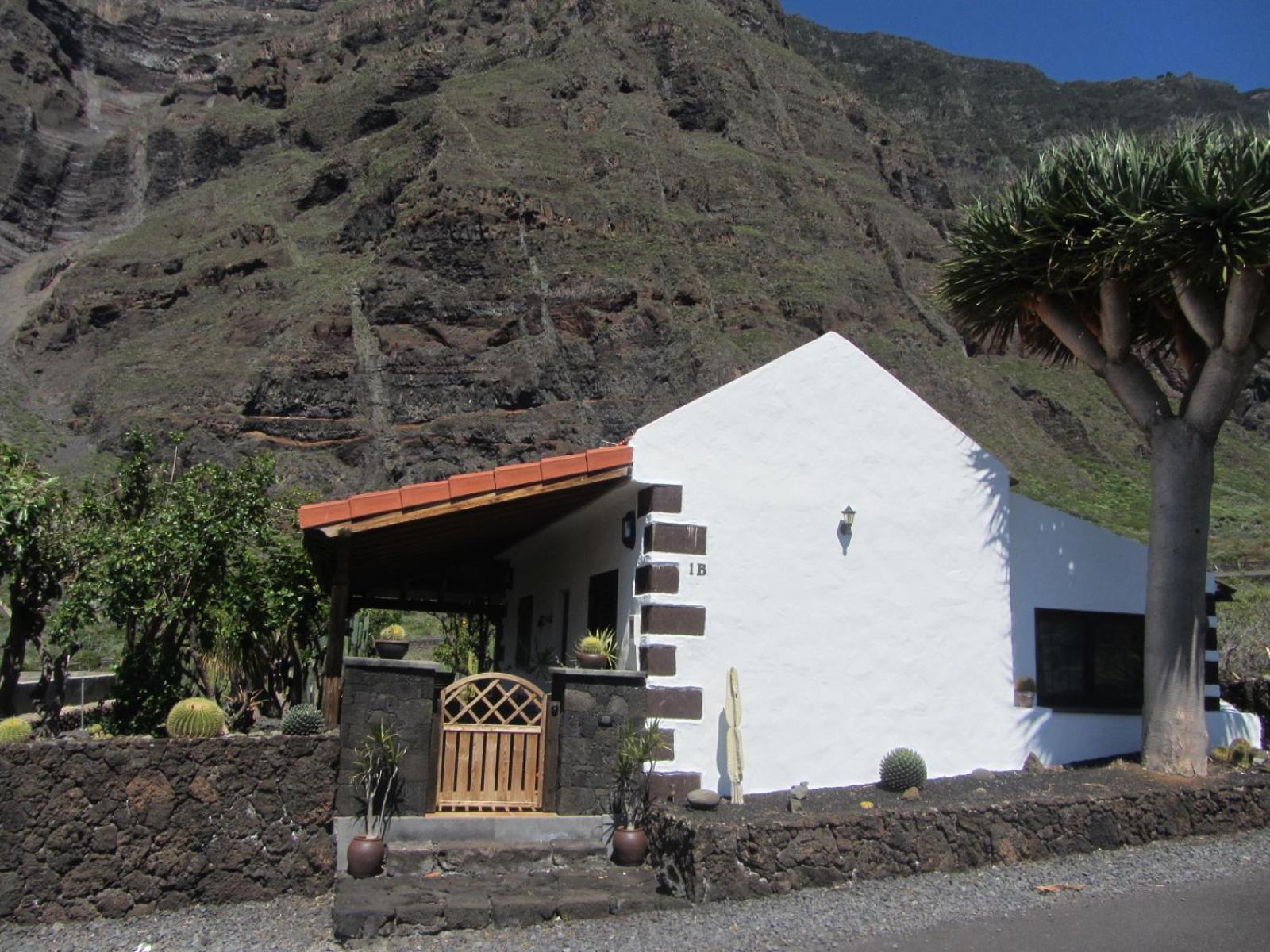 Casa Gorreta view 3