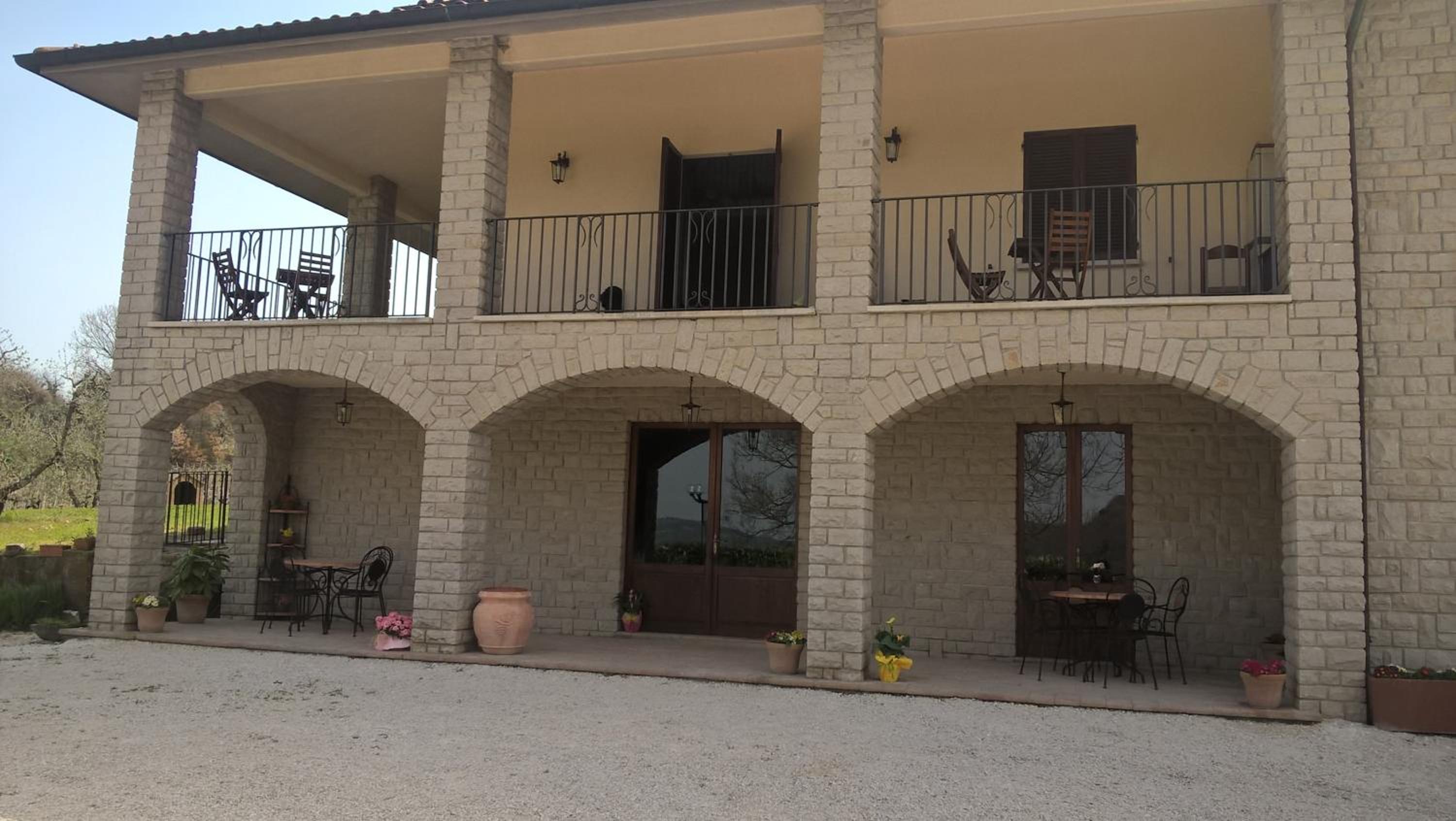Agriturismo La Vite e L'Ulivo view 3