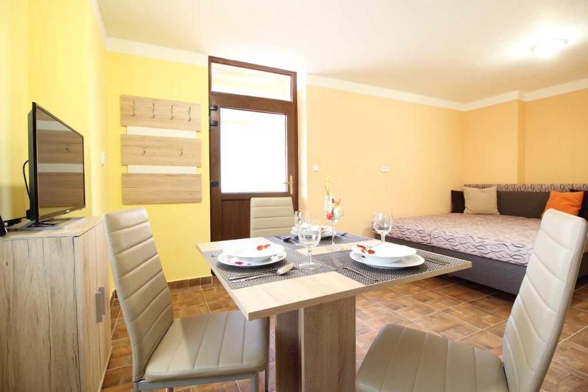Apartmány včelka