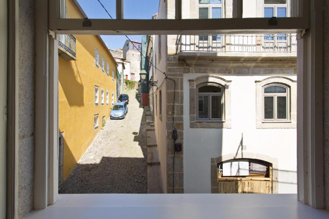 Oporto Golden View Vitória view 2