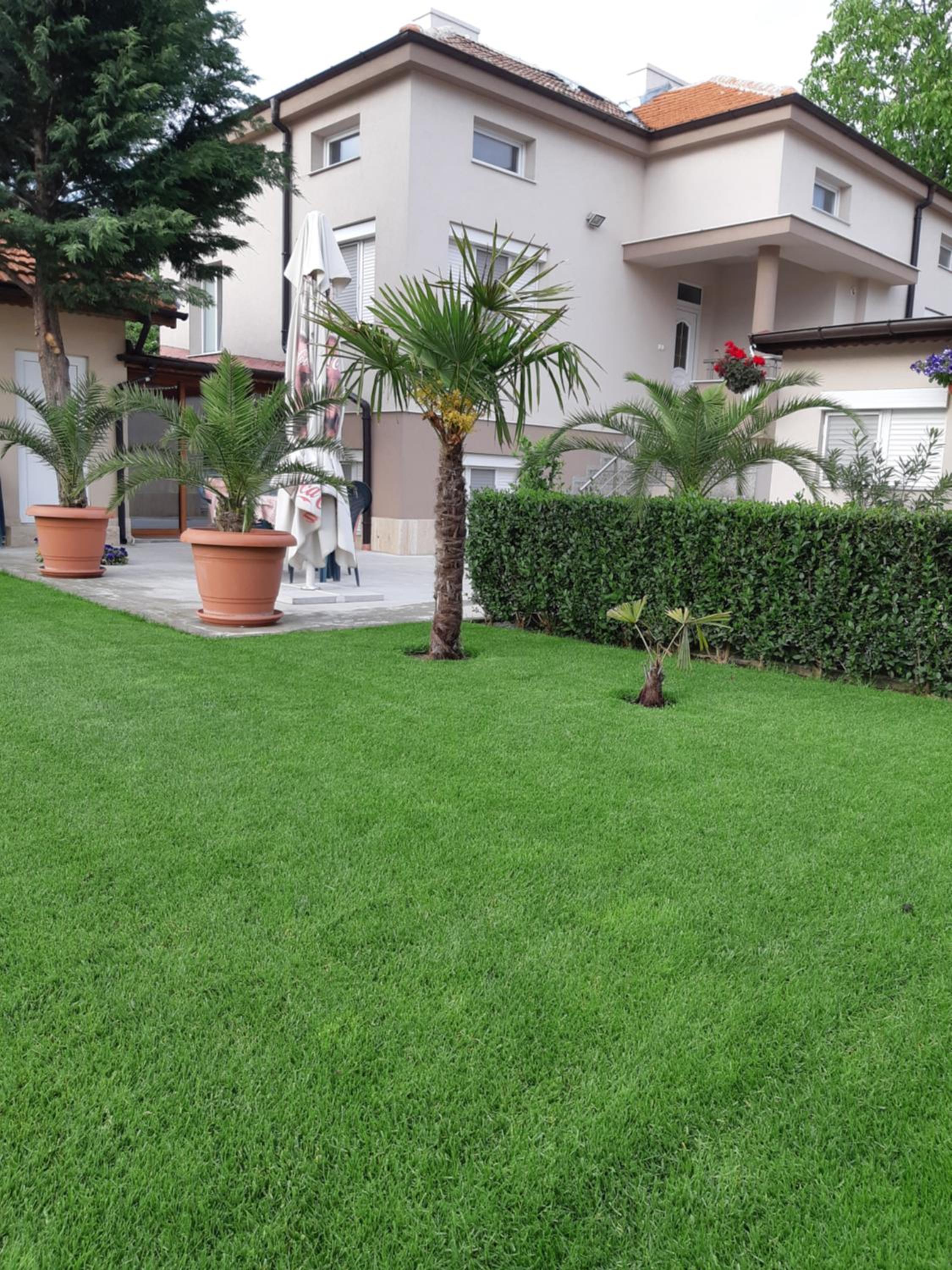 Villa Ros Guest House