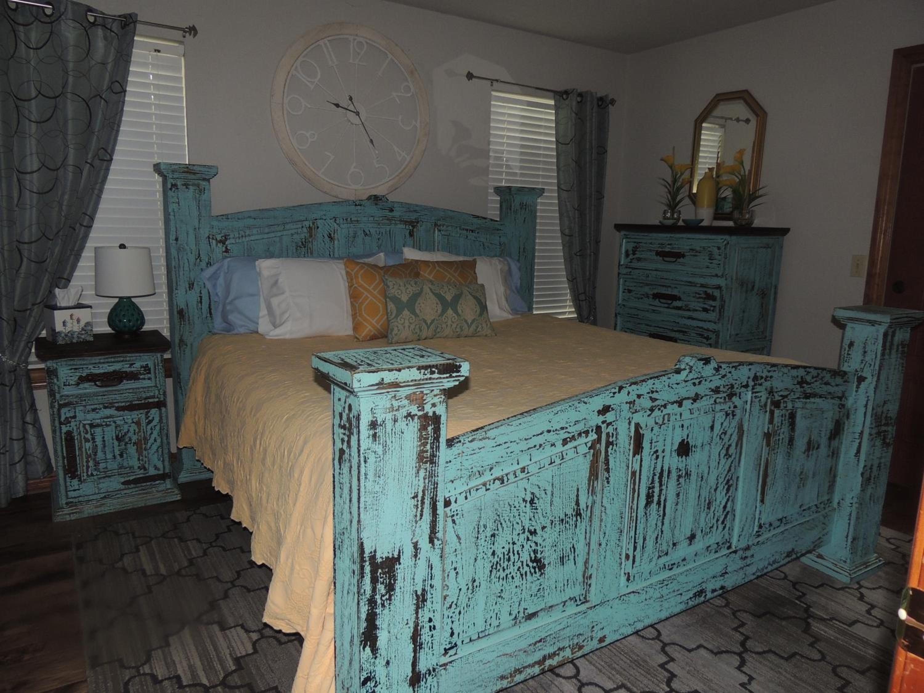 The Whispering Pines Inn