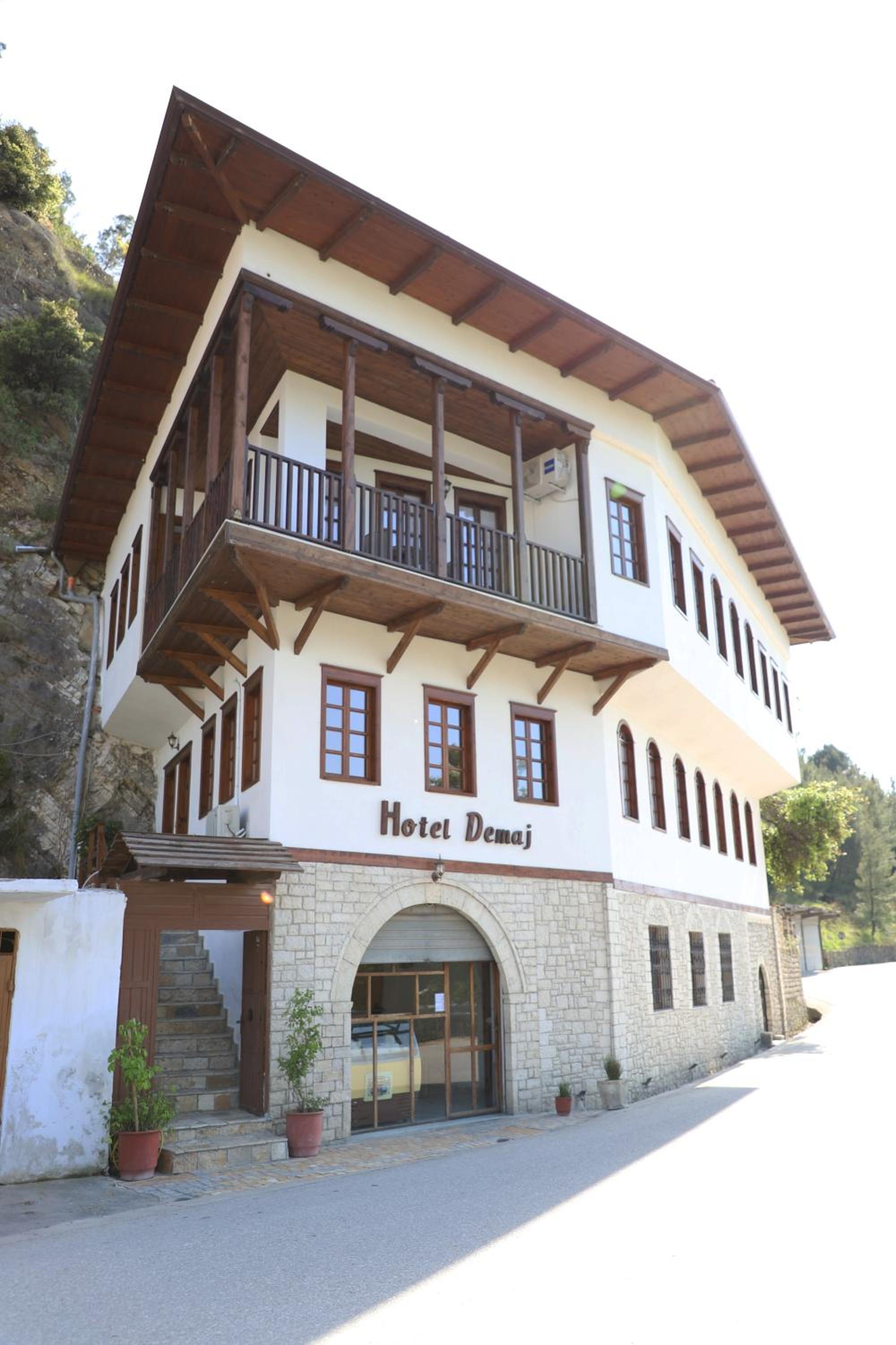 Hotel Demaj - Image 1