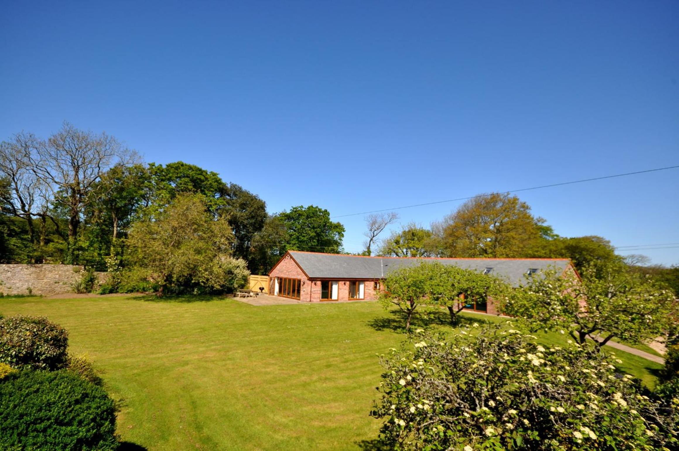 Bideford Vacations - Moulton-Barrett Barn - Property Image 1