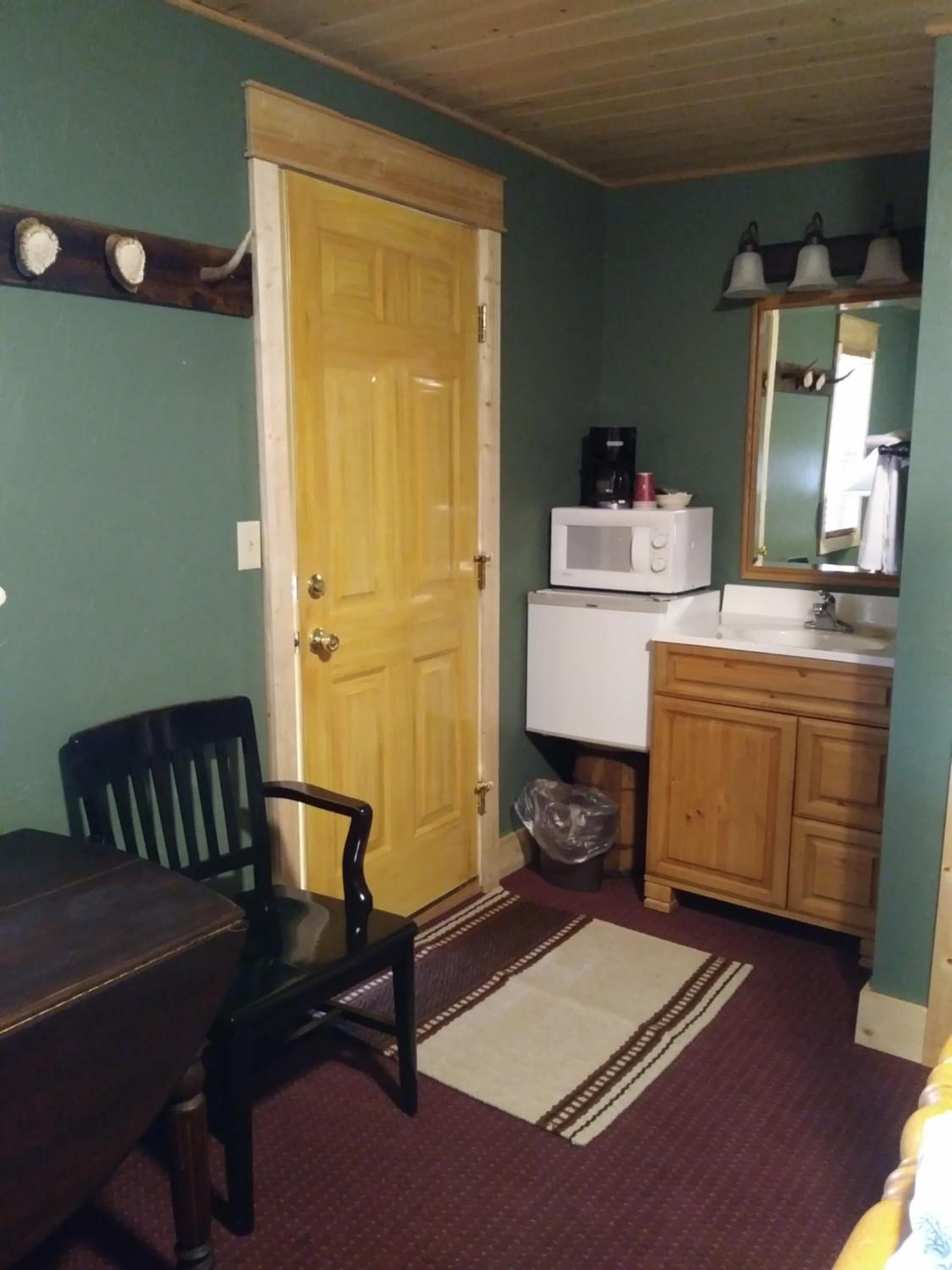 Buffalo Vacations - Big Horn Motel - Property Image 3