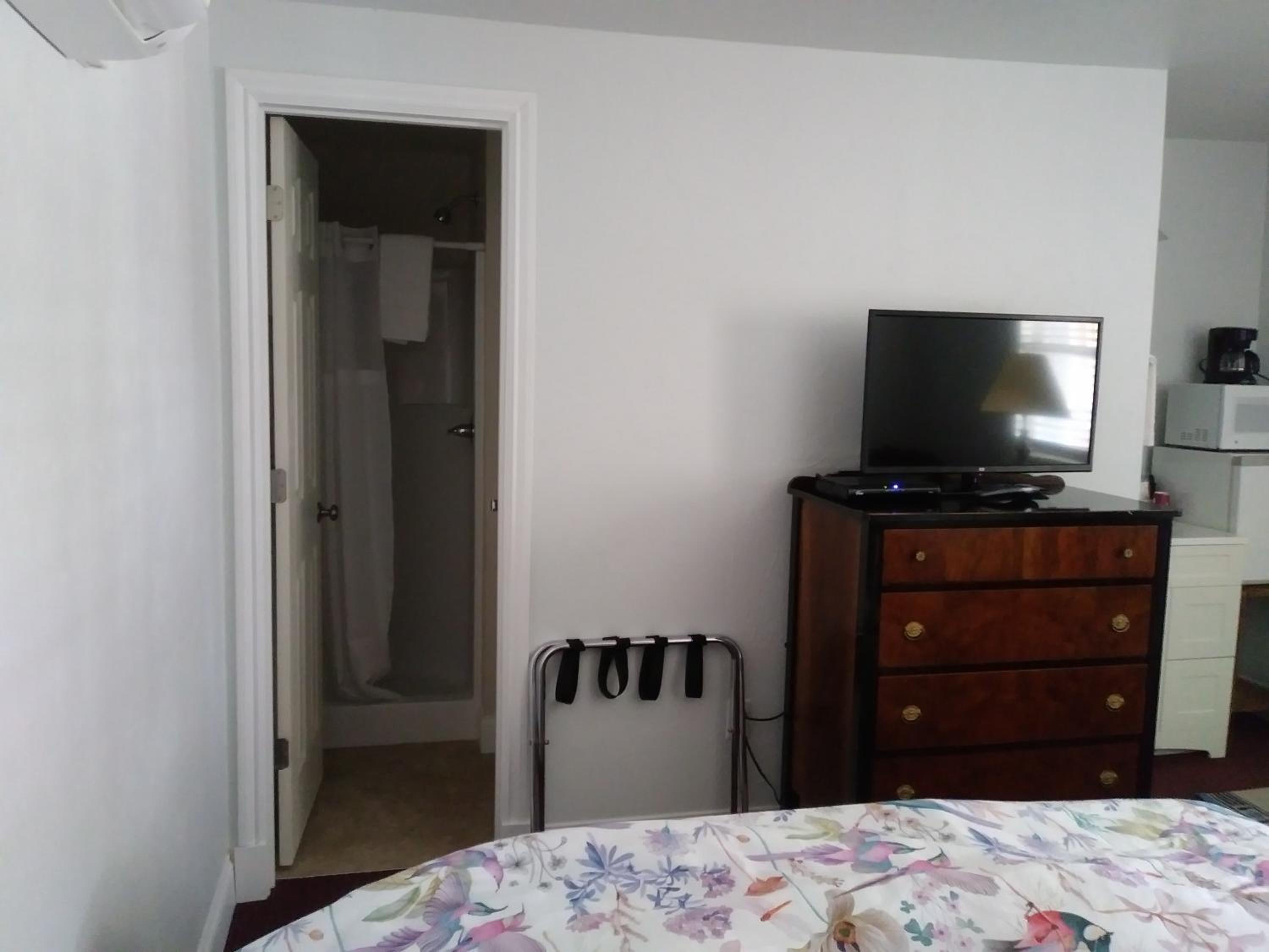 Buffalo Vacations - Big Horn Motel - Property Image 4