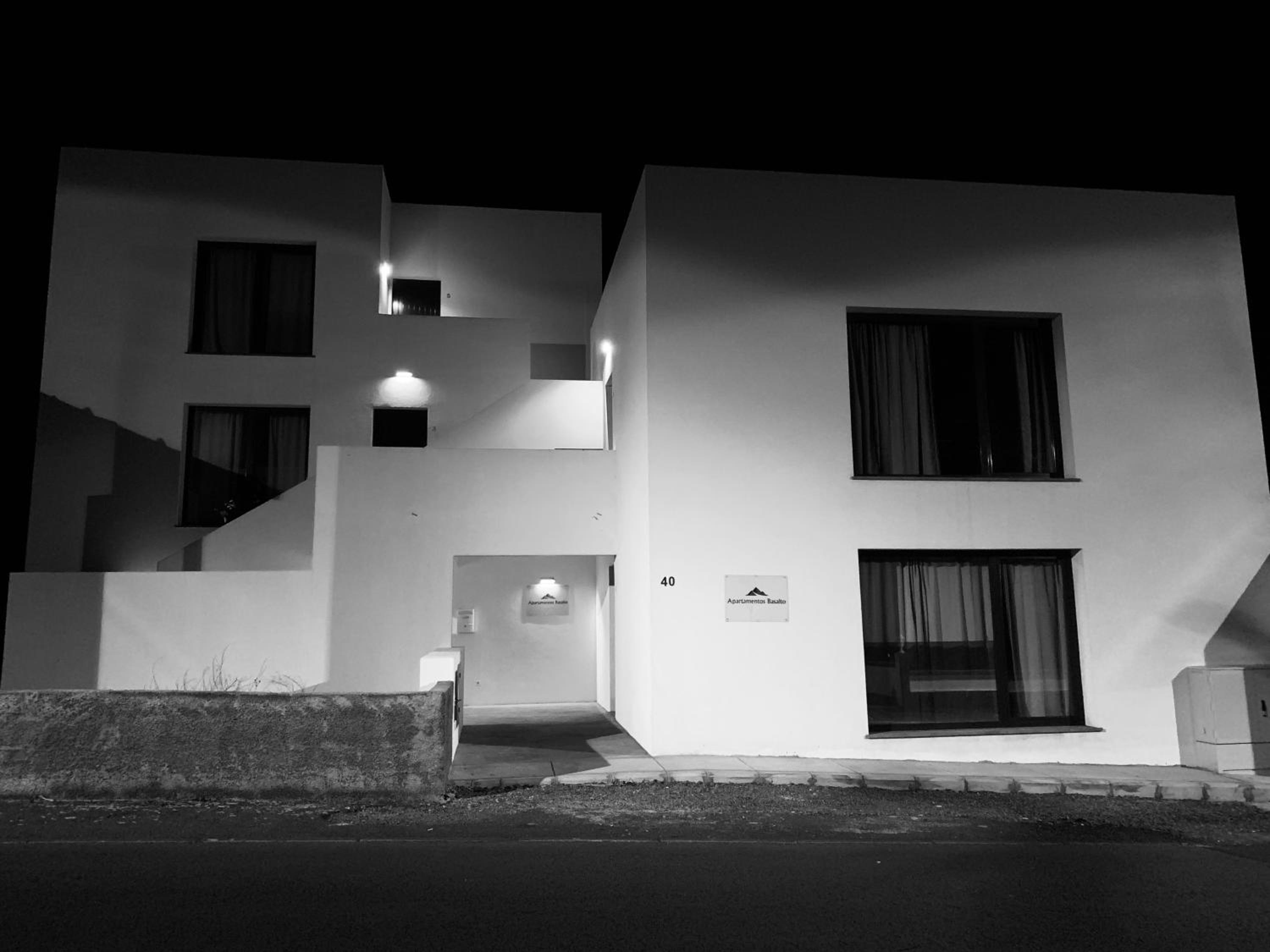 Apartamentos Basalto view 3