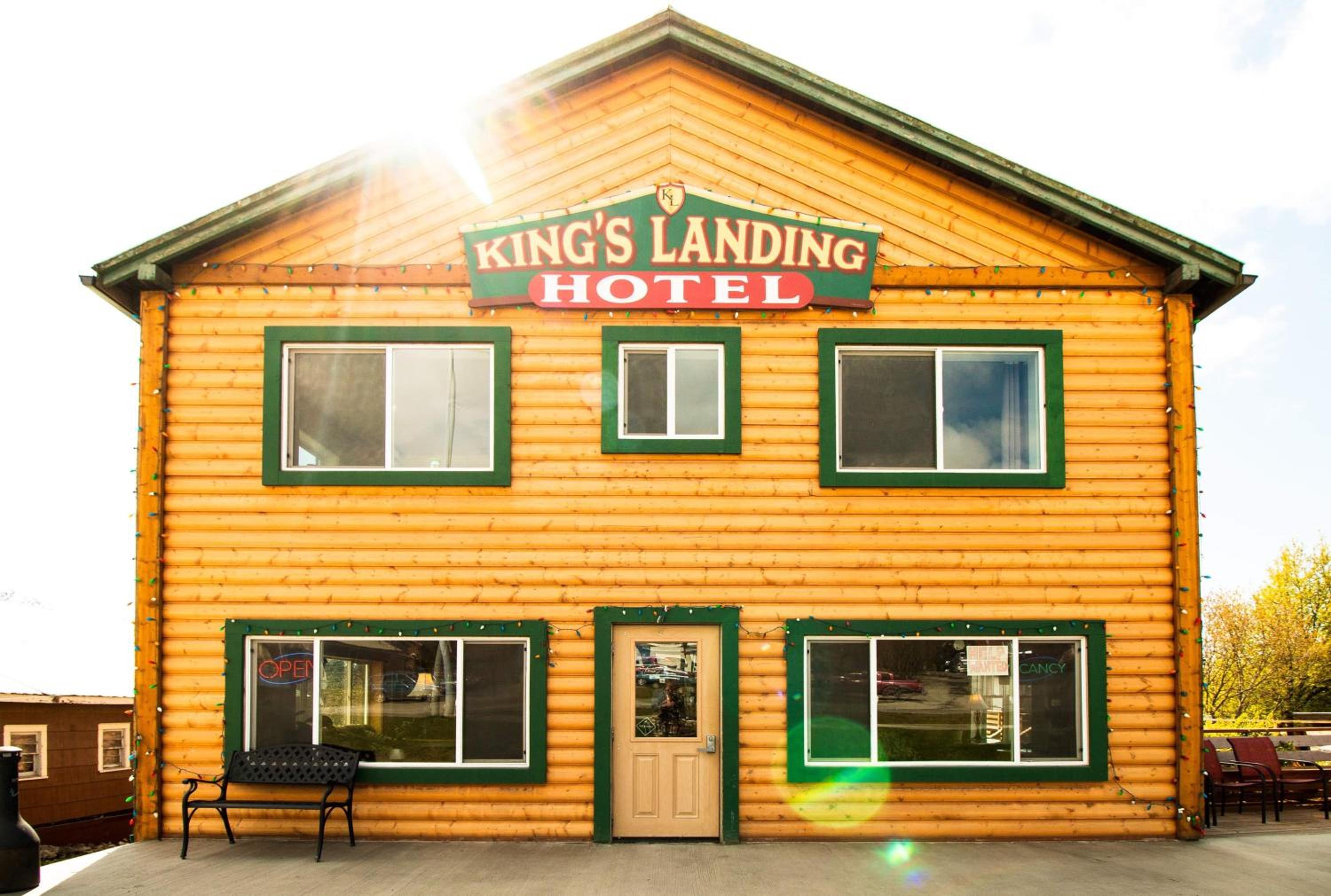 Homer Vacations - Kings Landing - Property Image 1