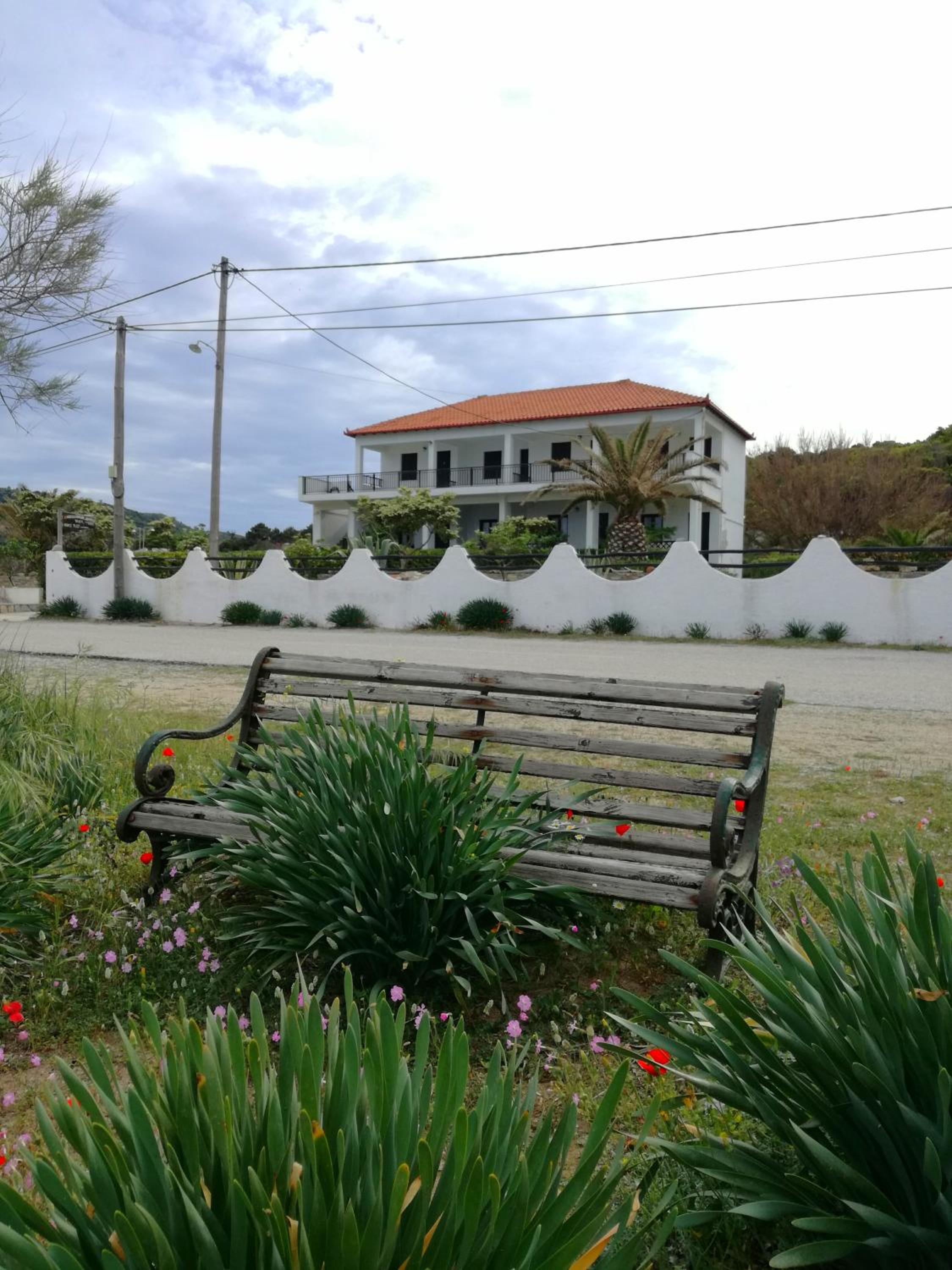 Photo 16