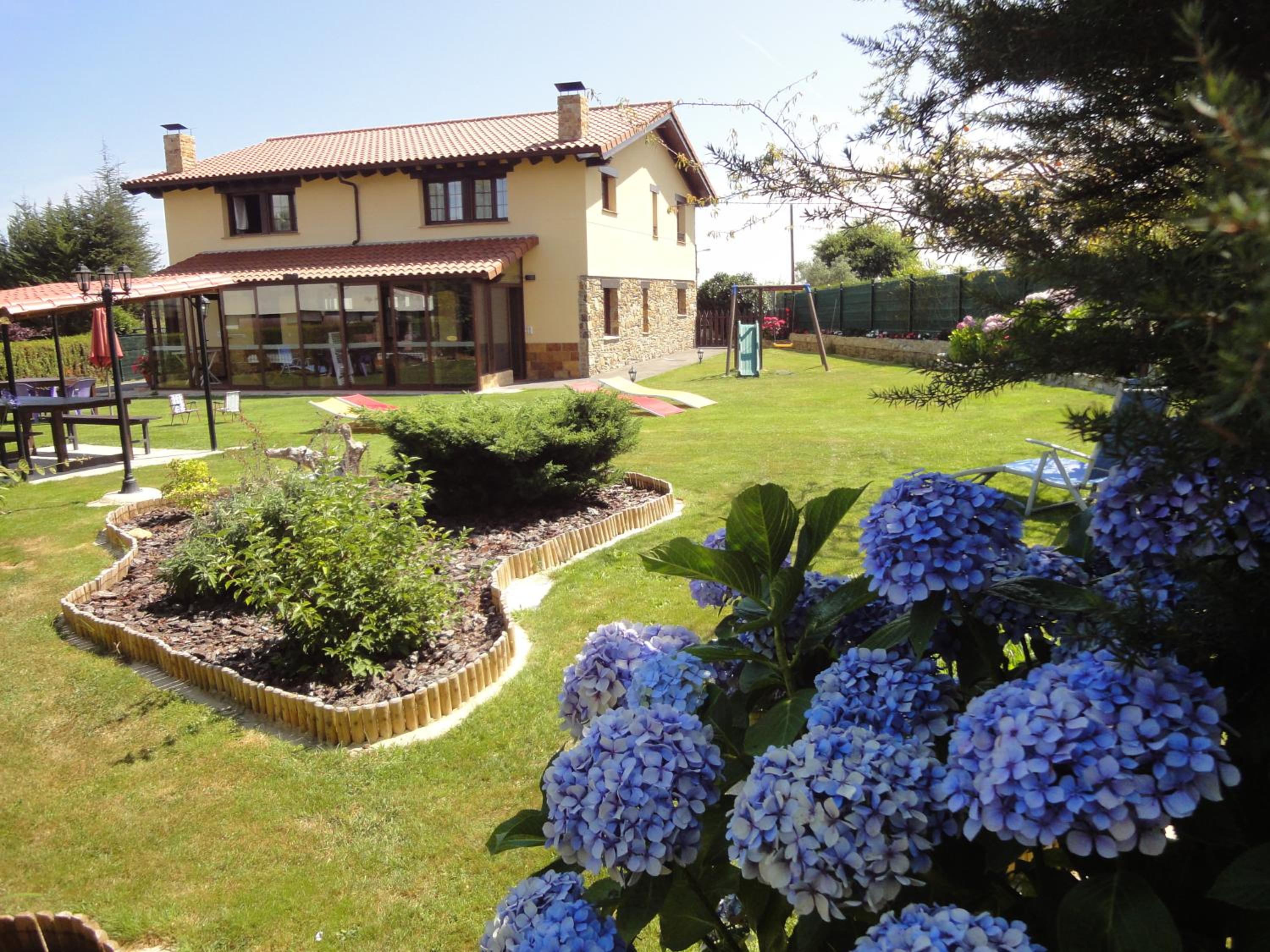 Apartamentos Rurales Villa del Sain Cudillero