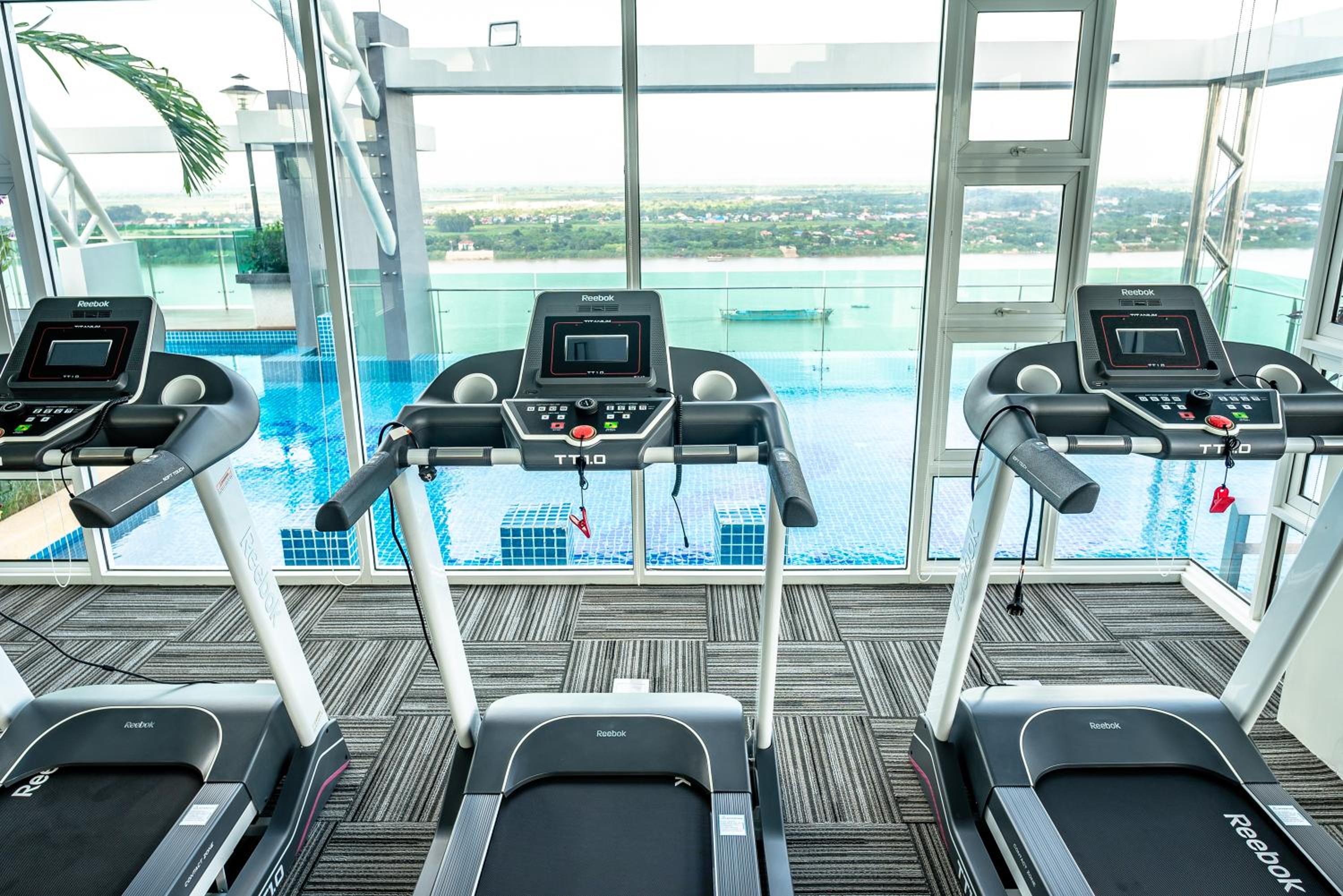 Infinity 28 Hotel and Residence