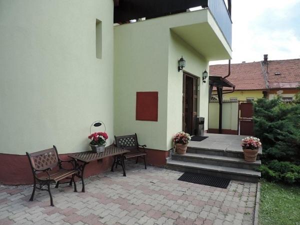 Photo 29