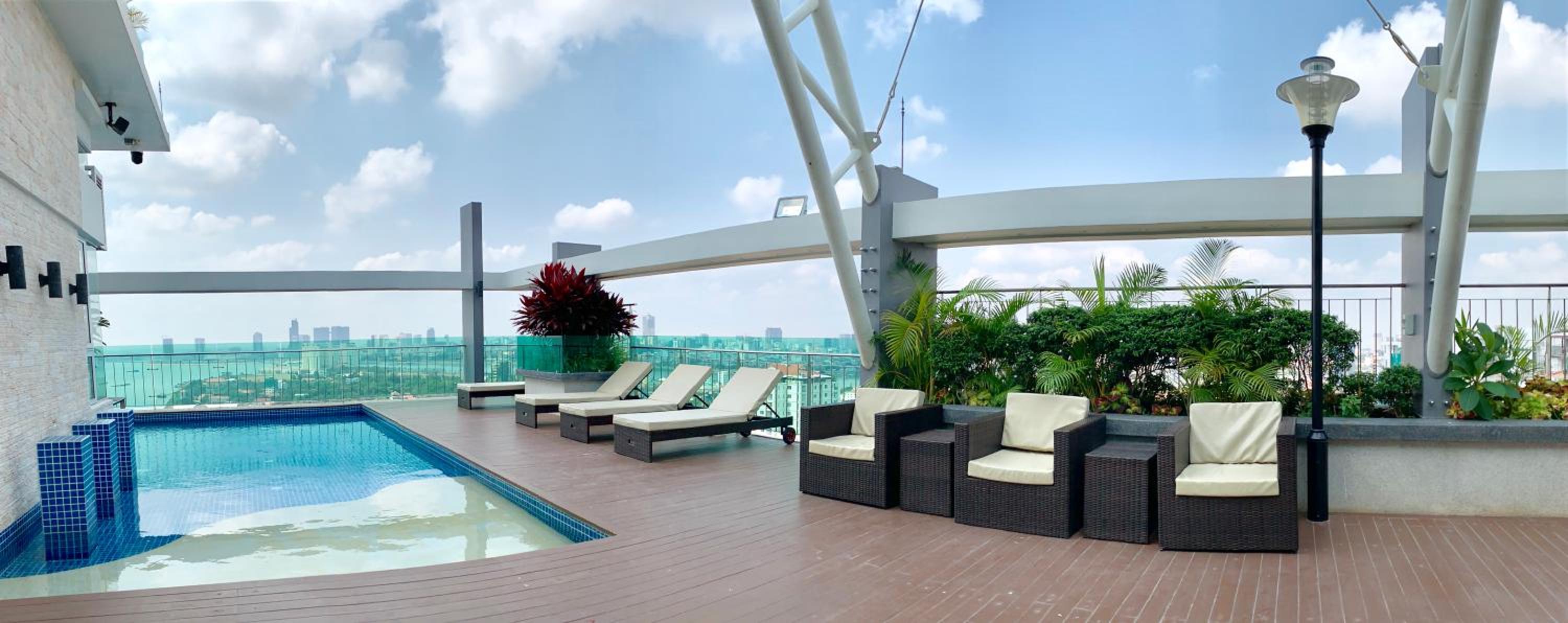 Infinity 28 Hotel and Residence
