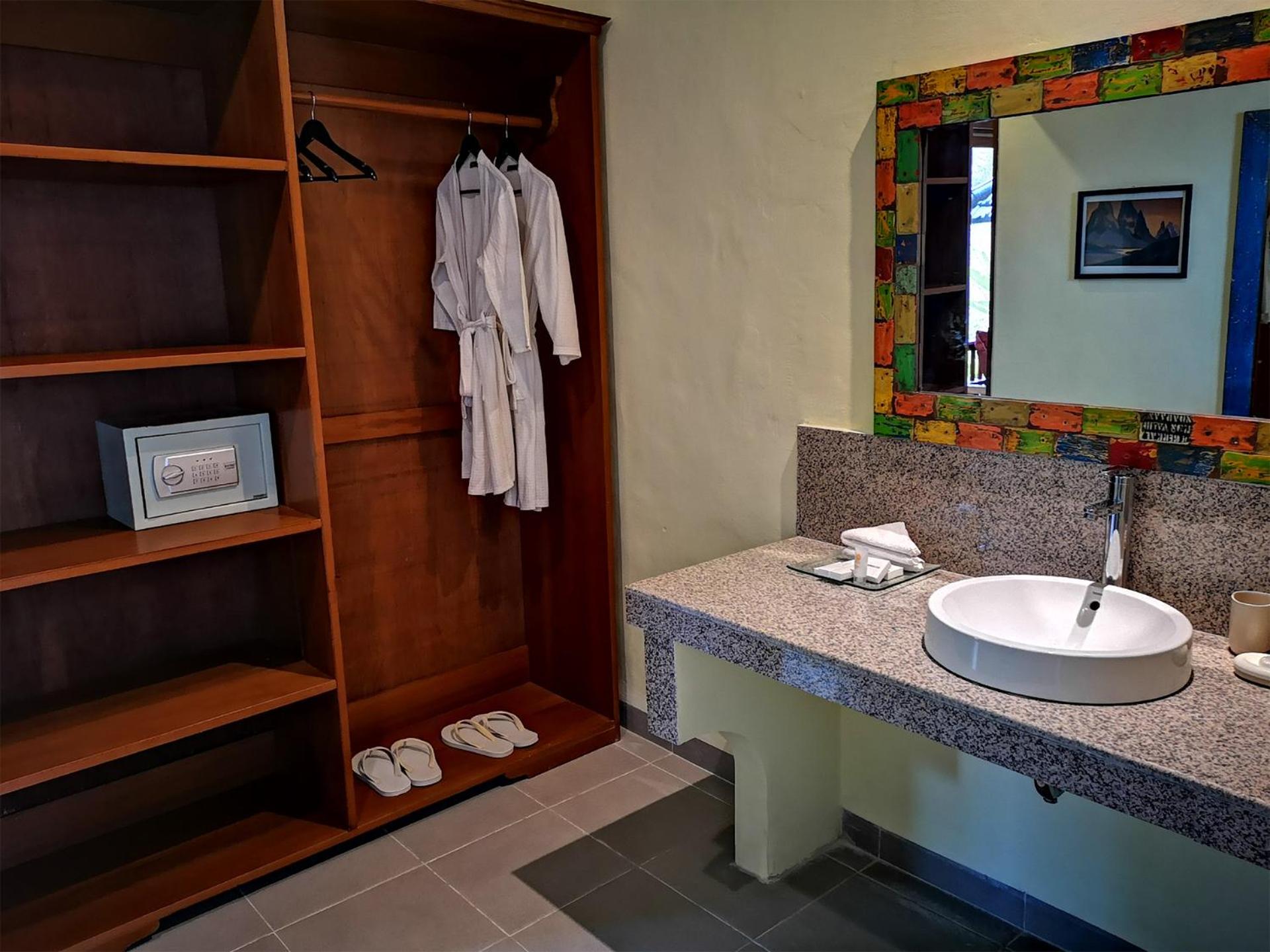 Villa Nirvana