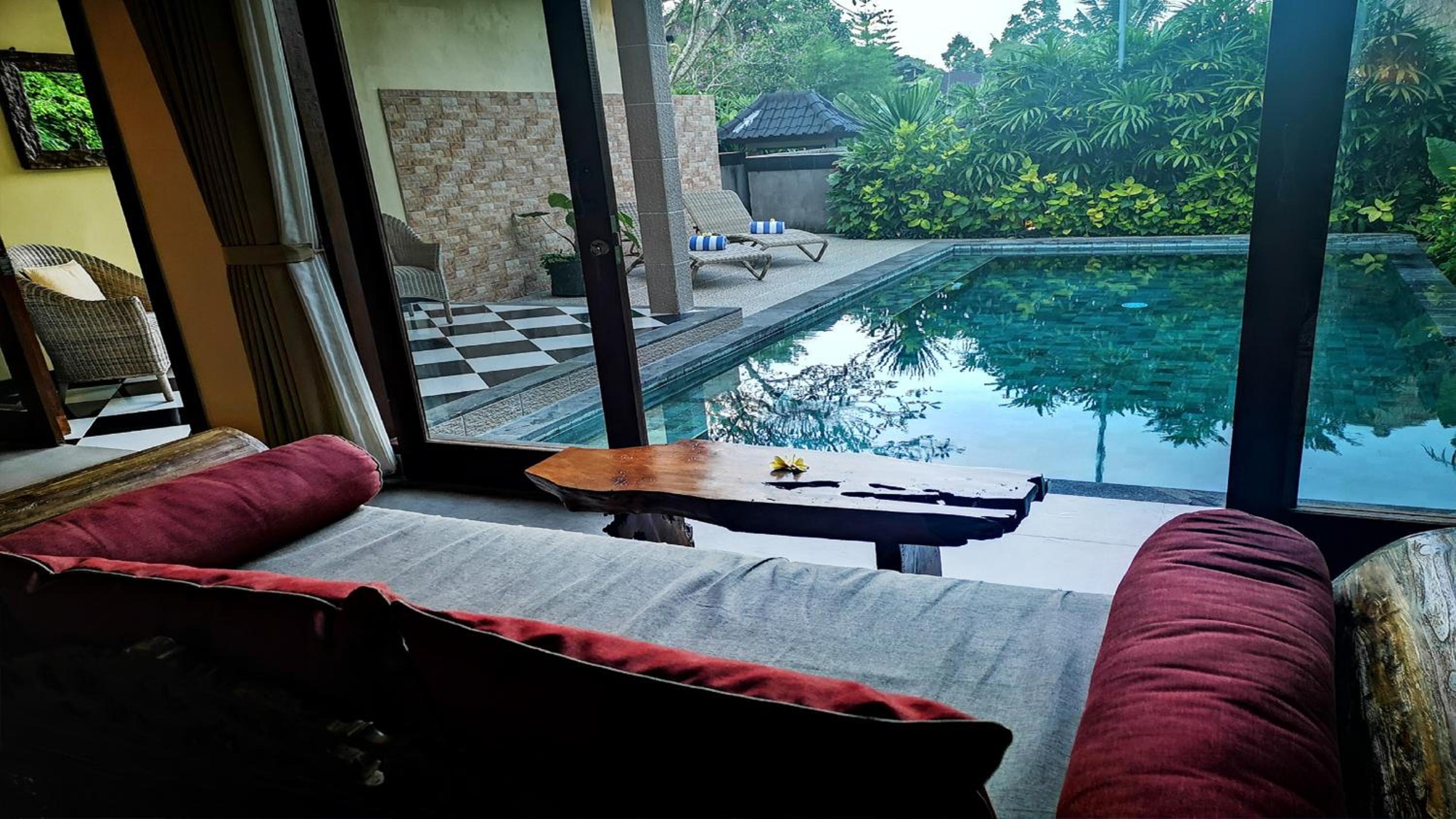 Villa Nirvana