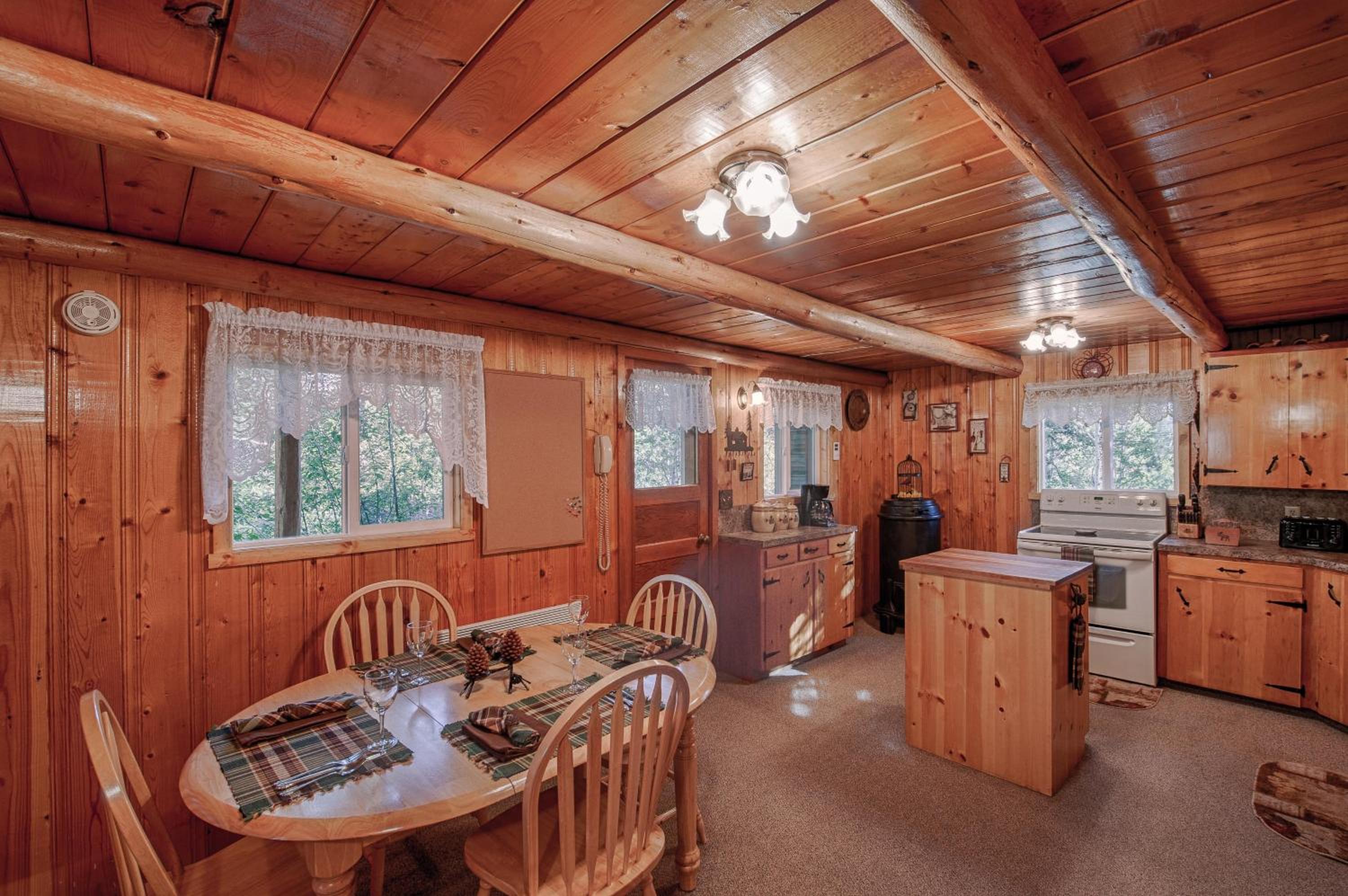 Grandma's Cabin Yellowstone Vacation Home