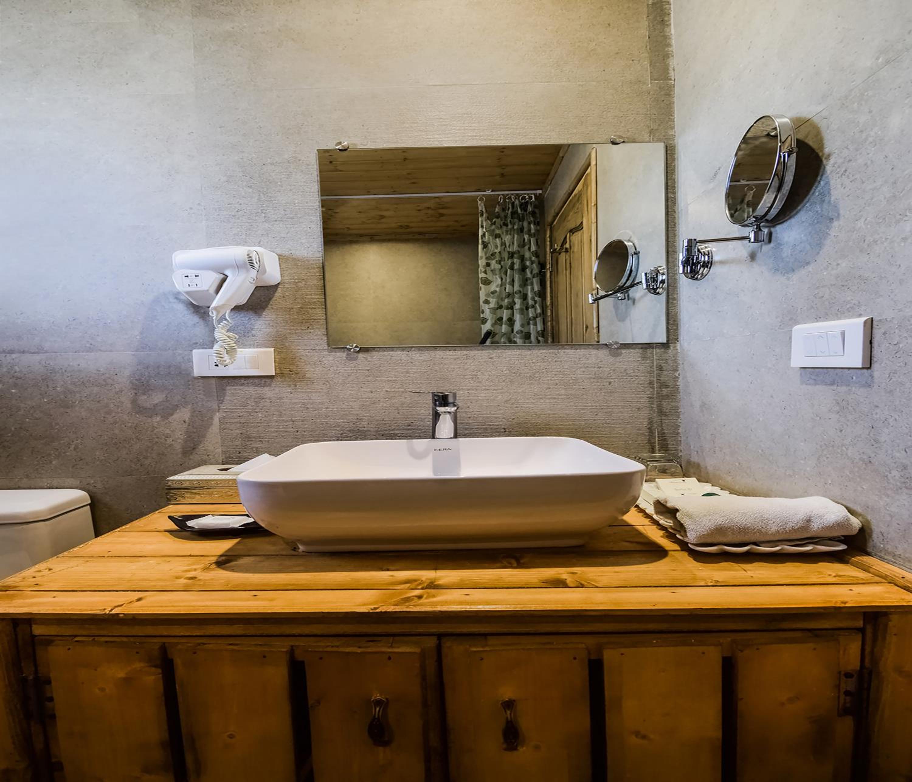 Bamboo Saa Resort & Spa - Udaipur