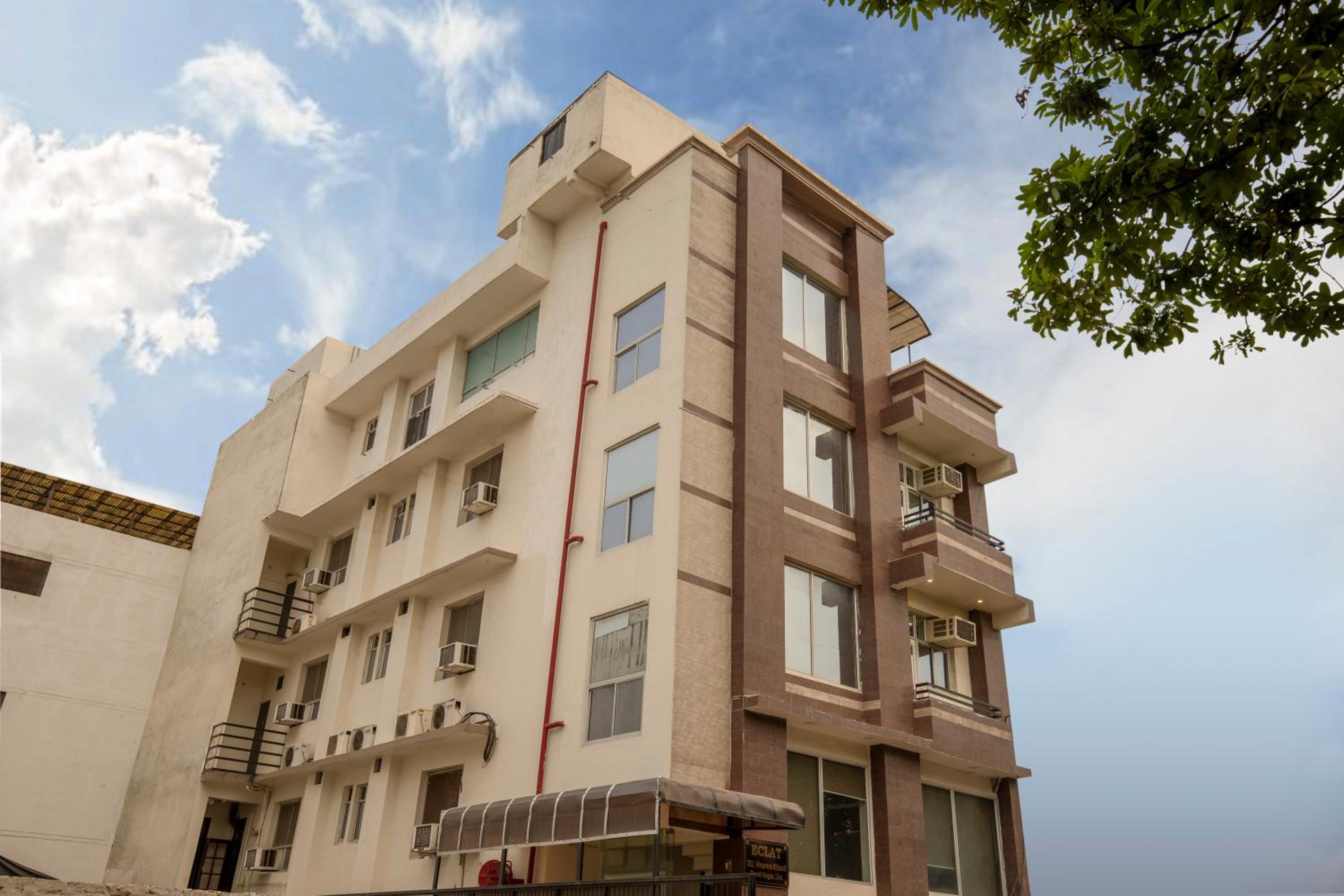 Eclat Suites MINT Gomti Nagar view 2