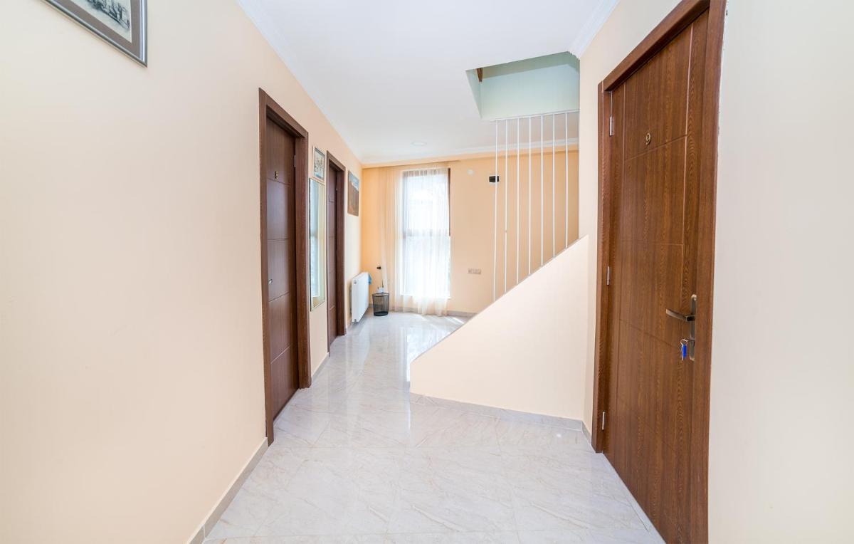 Gallery Guest House