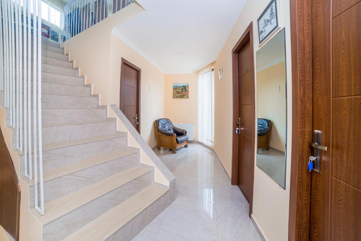 Gallery Guest House