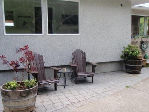 Sooke Vacations - Marge's Manor - Property Image 22