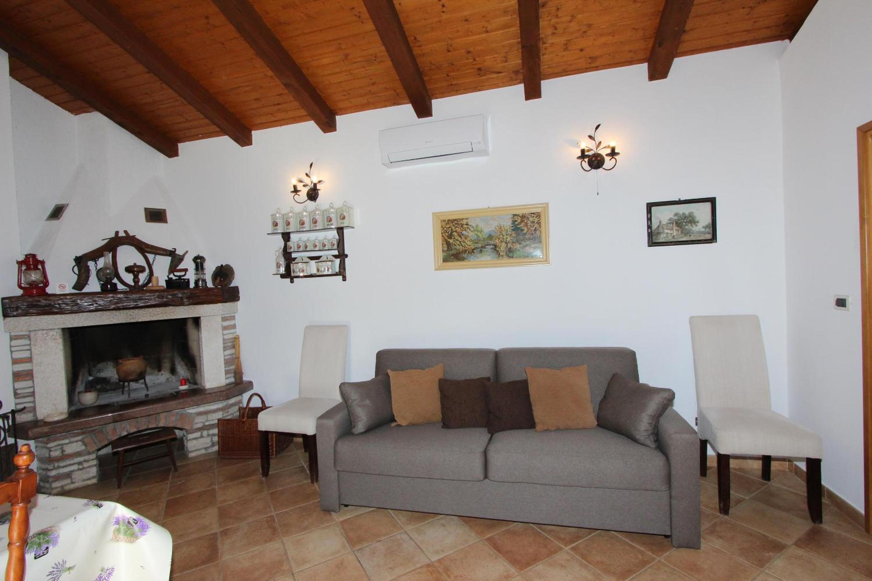 Holiday House San Pruti view 3